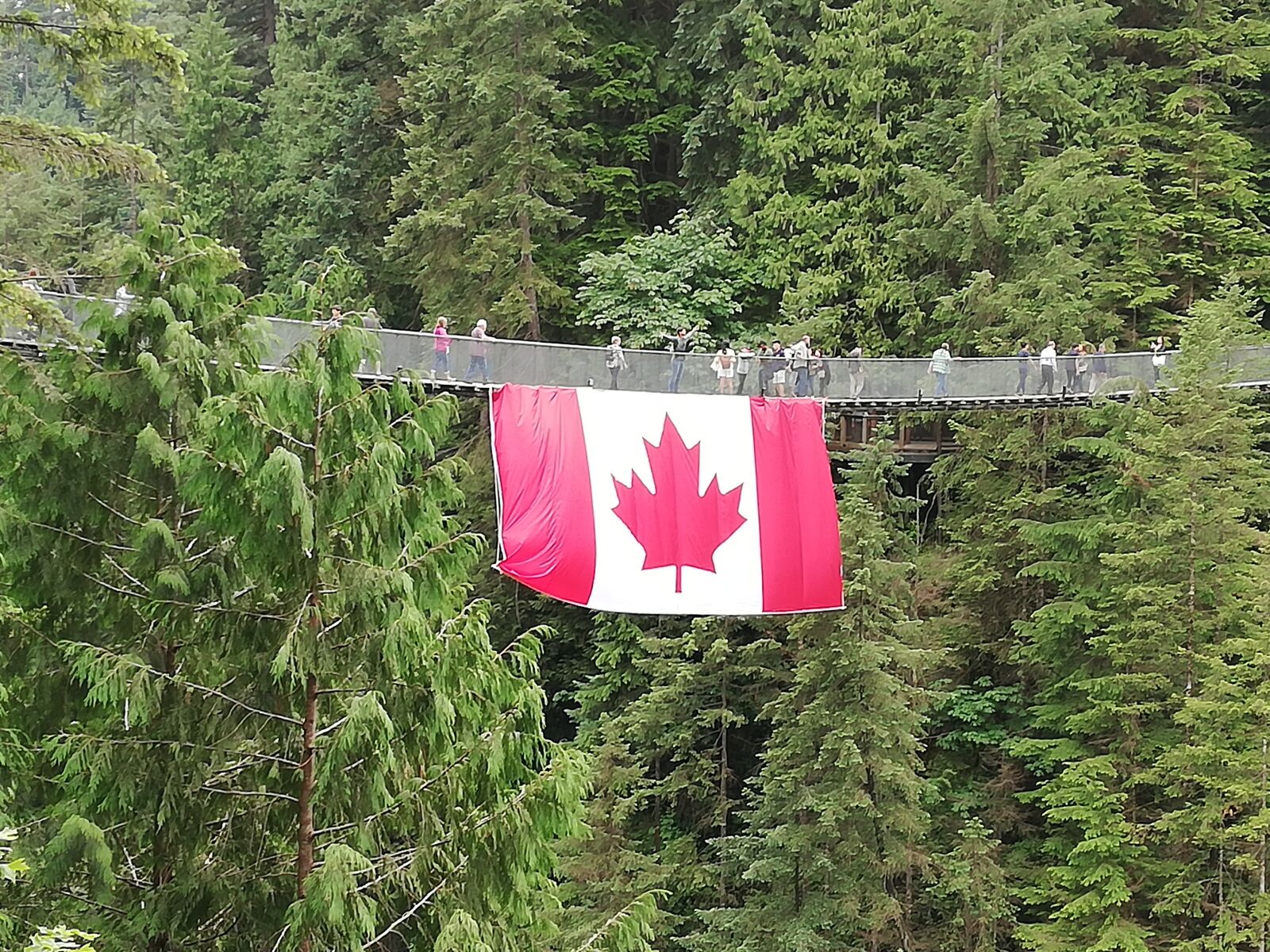 HUAWEI P20 lite sample photo. Canada, vancouver, flag photography