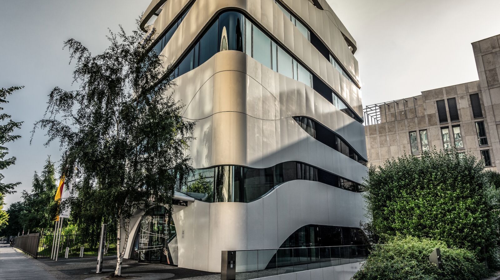 Sony Alpha a5000 (ILCE 5000) sample photo. Architecture, modern, building photography