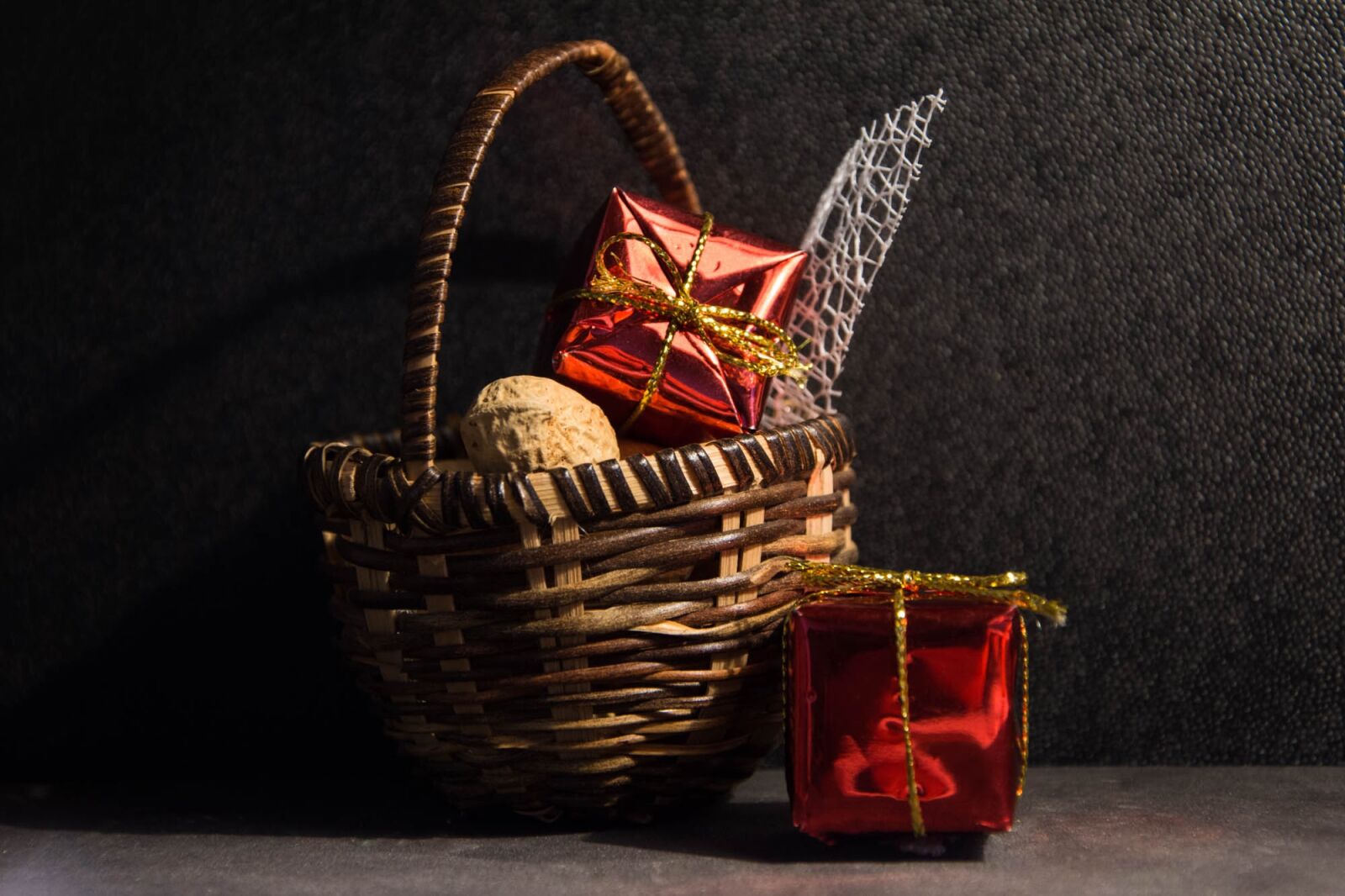 Nikon D7200 sample photo. St nicholas, gifts, christmas photography