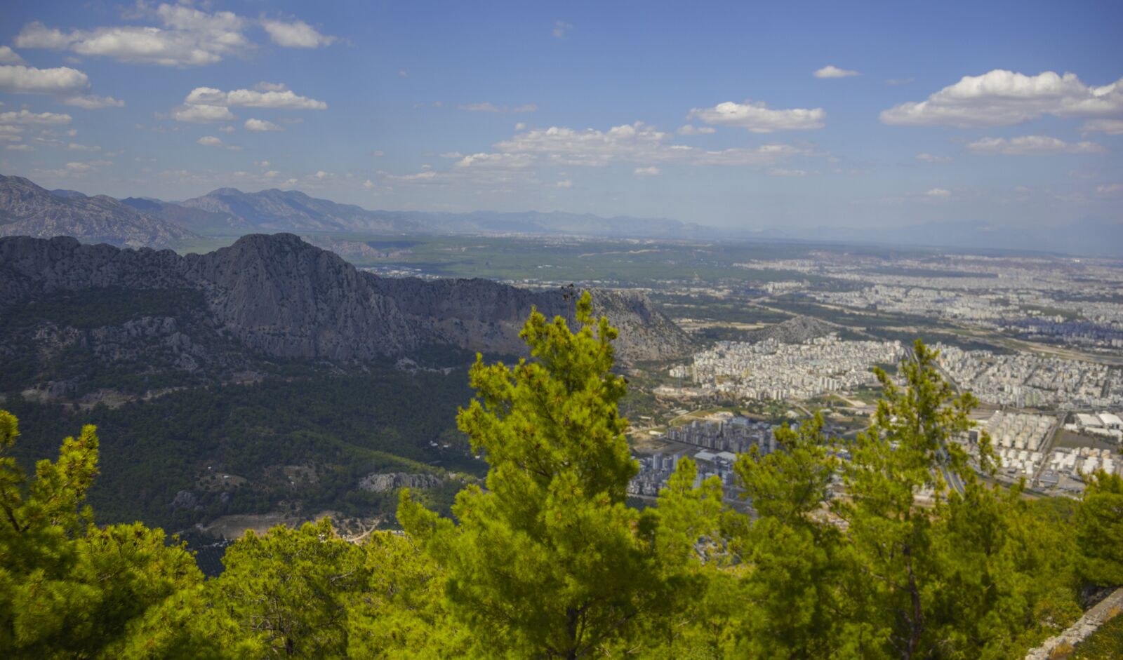 Canon EOS 550D (EOS Rebel T2i / EOS Kiss X4) sample photo. Mountains, landscape, nature photography