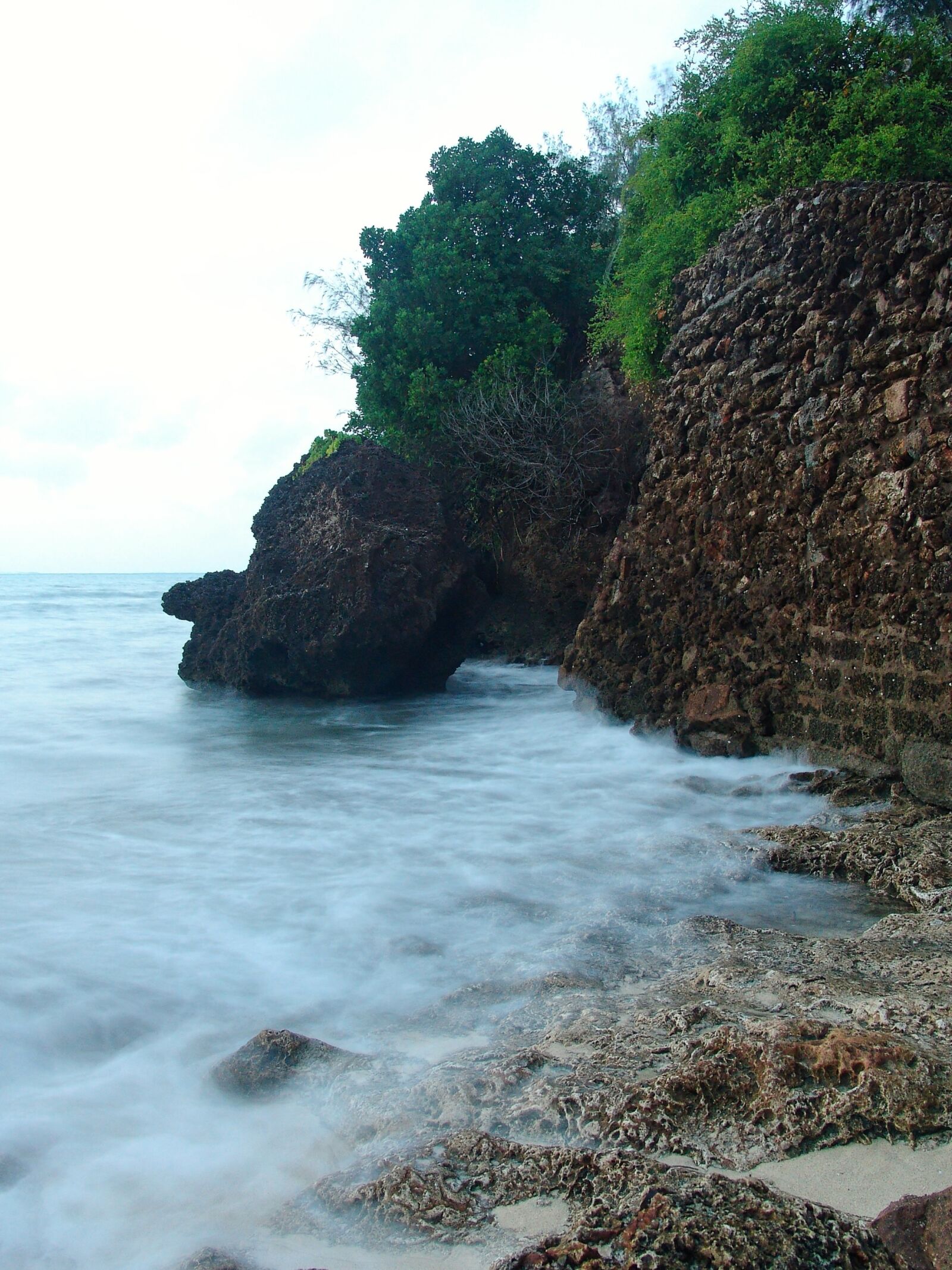Sony DSC-F828 sample photo. Ocean, sea, beach photography