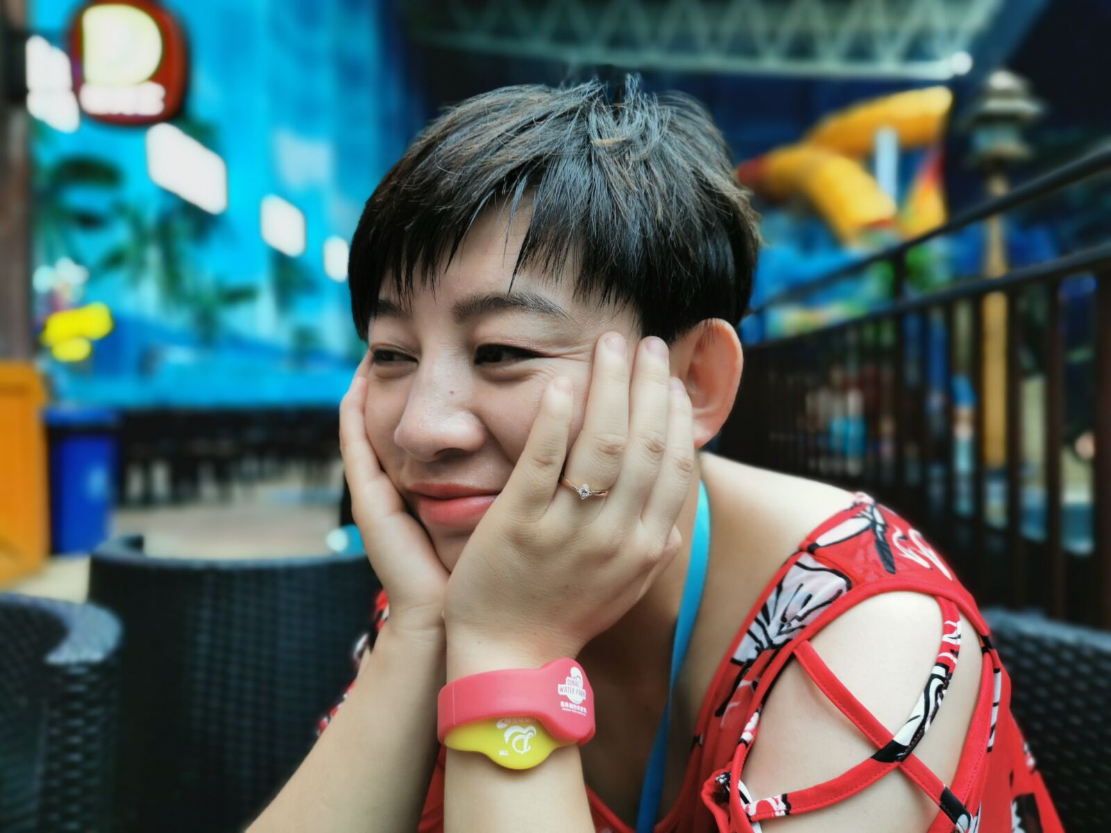 HUAWEI P30 sample photo. Woman, happy, summer photography