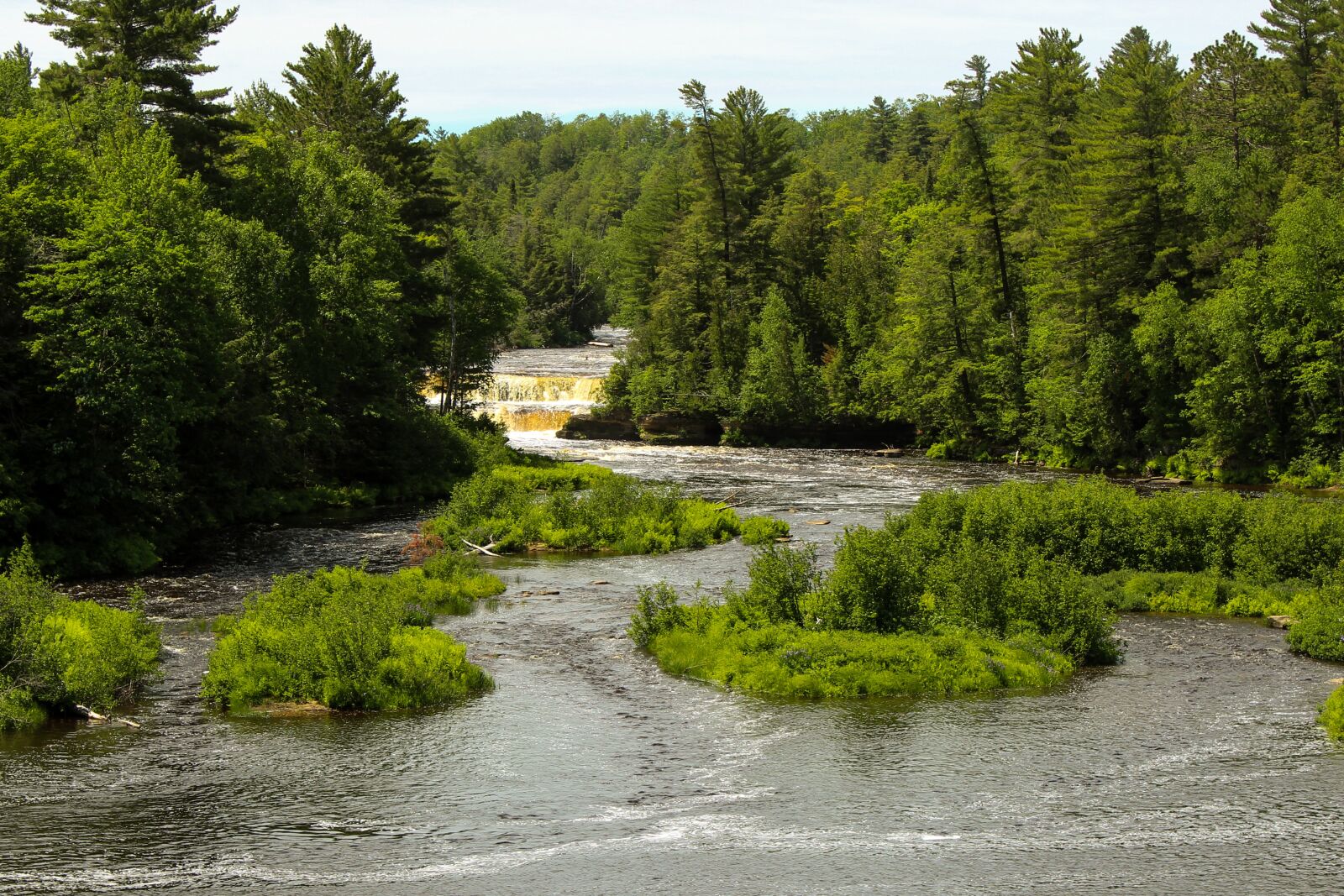 Canon EOS 600D (Rebel EOS T3i / EOS Kiss X5) sample photo. Waterfall, water, river photography