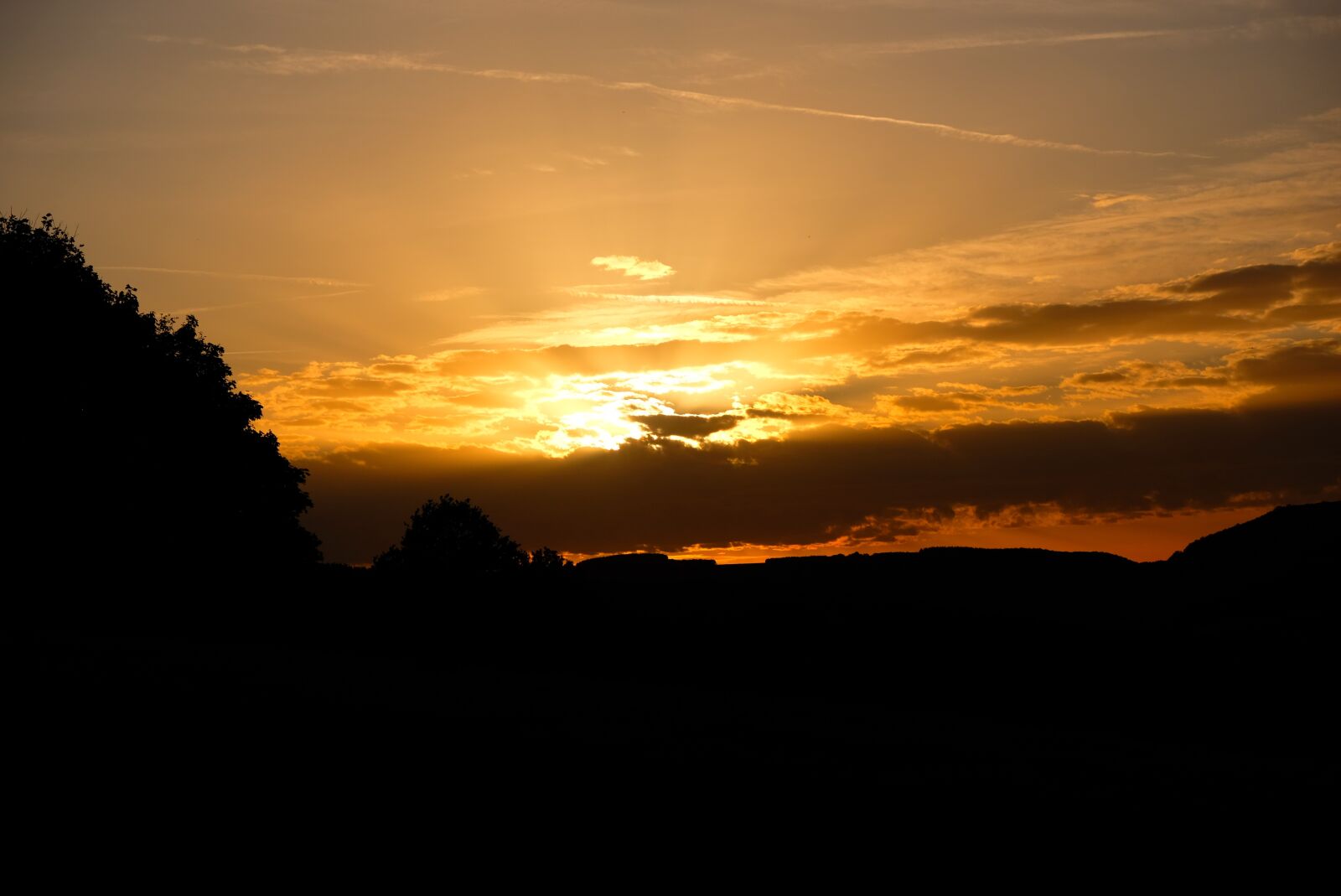 Fujifilm X-T20 sample photo. Sunset, sun, sky photography