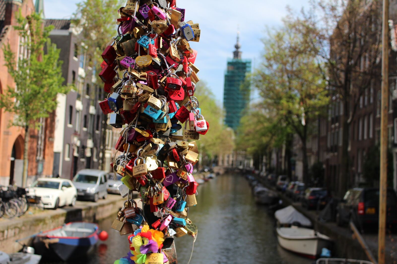 Canon EOS 1200D (EOS Rebel T5 / EOS Kiss X70 / EOS Hi) sample photo. Amsterdam, bridge, padlocks photography