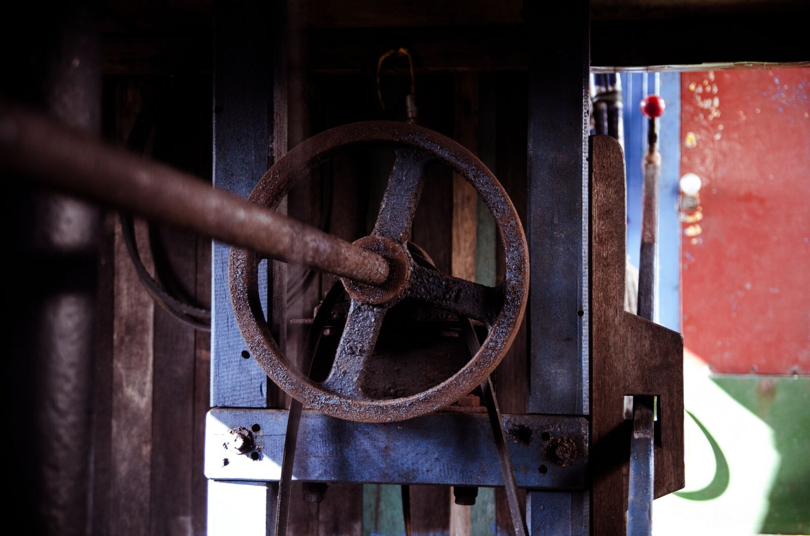 Nikon D7000 sample photo. Engine, boat, fisherman photography