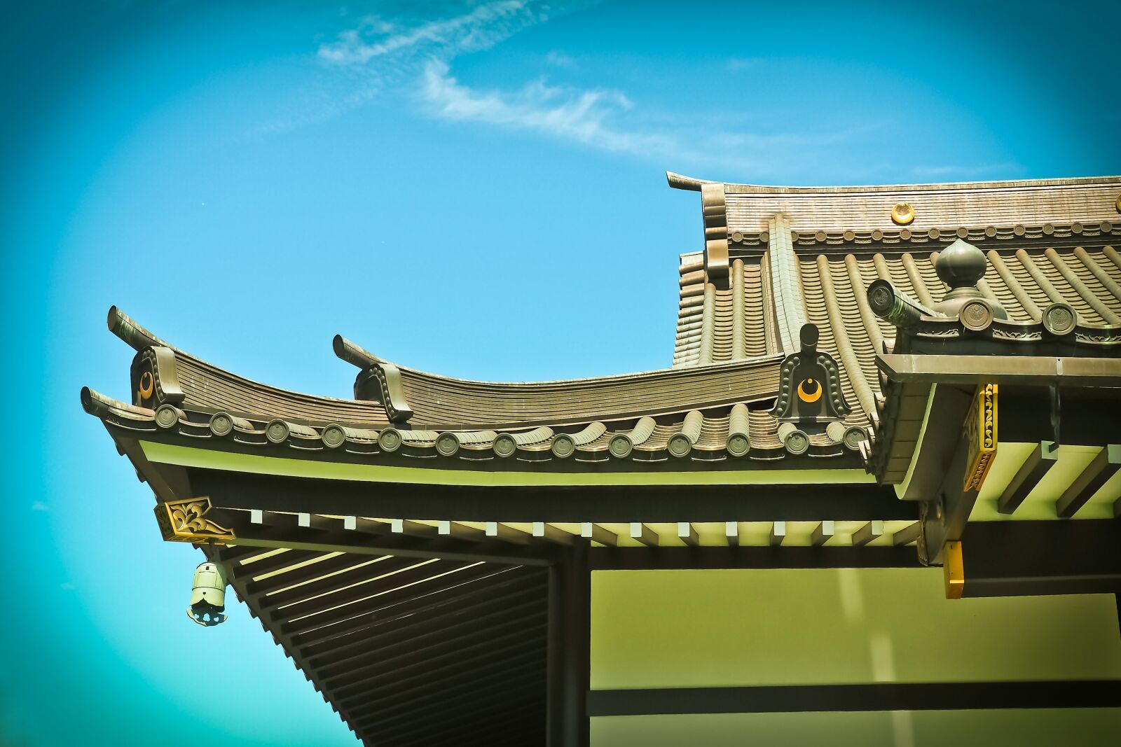 Olympus OM-D E-M10 sample photo. Architecture, asia, building photography