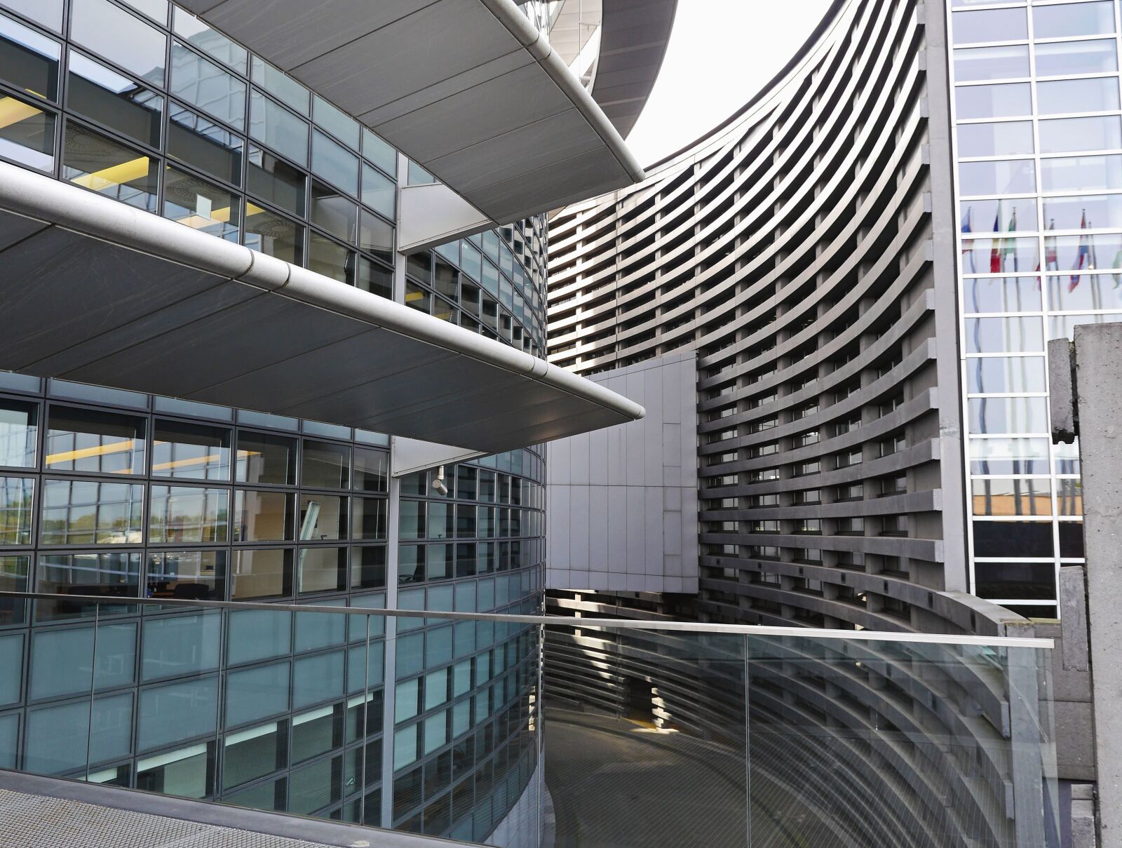 Panasonic Lumix DMC-GH3 sample photo. Building, architecture, modern, glass photography