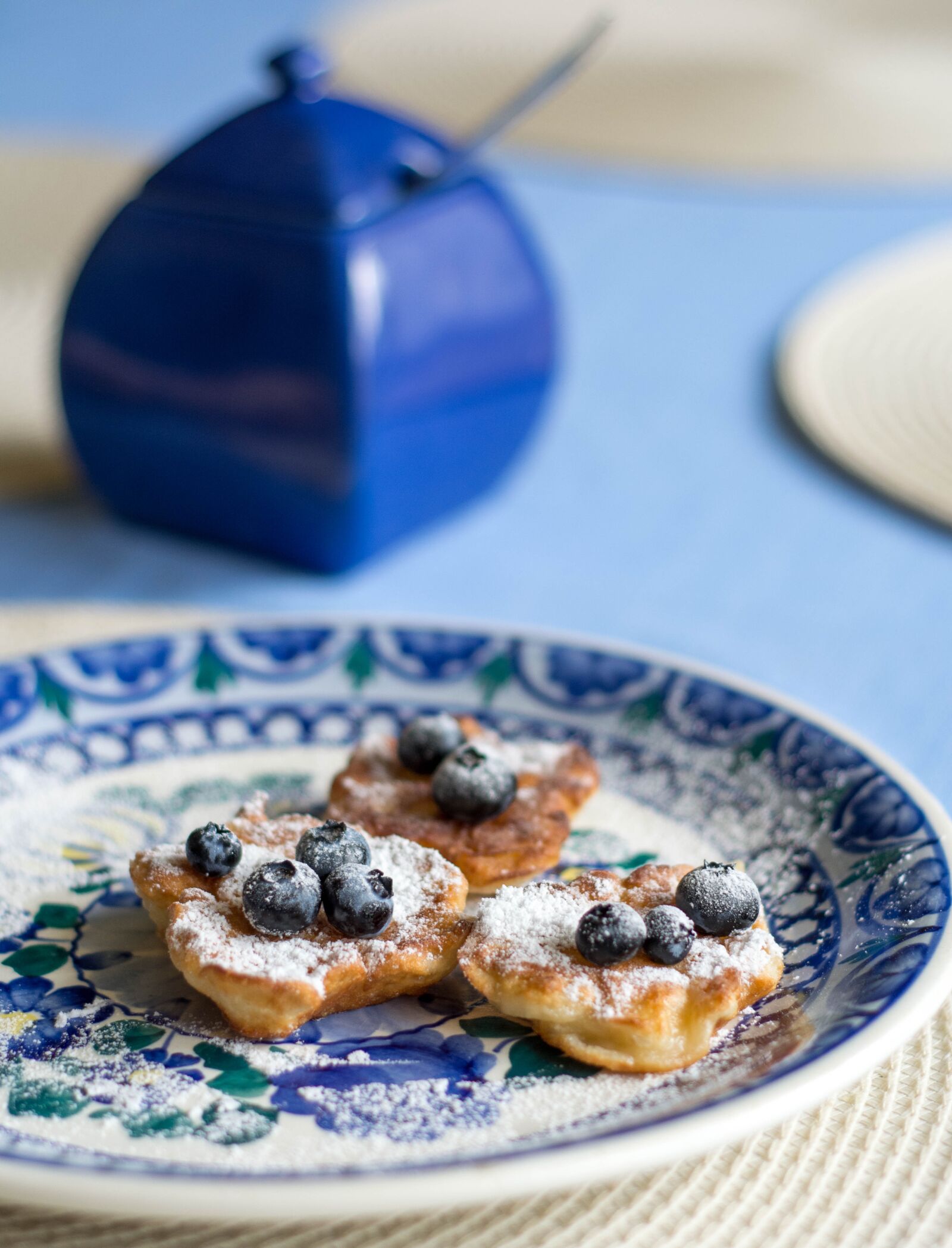 Nikon D5200 sample photo. Feel like pancakes, blueberries photography