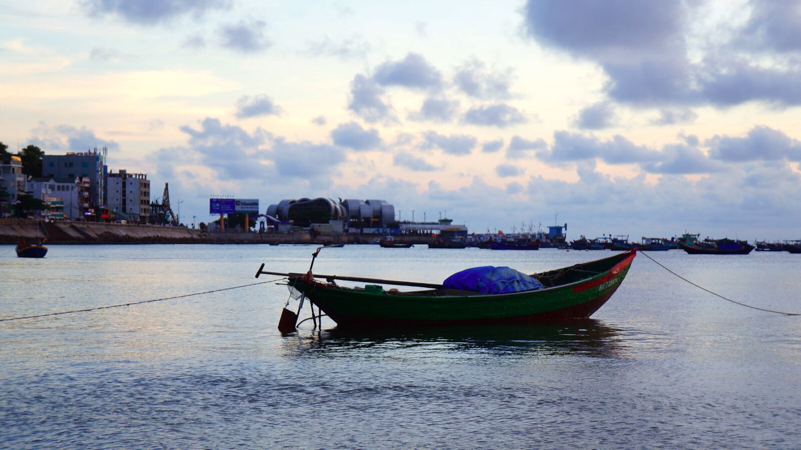 Sony Alpha NEX-F3 + Sony E 18-55mm F3.5-5.6 OSS sample photo. Scenery, states think, travel photography