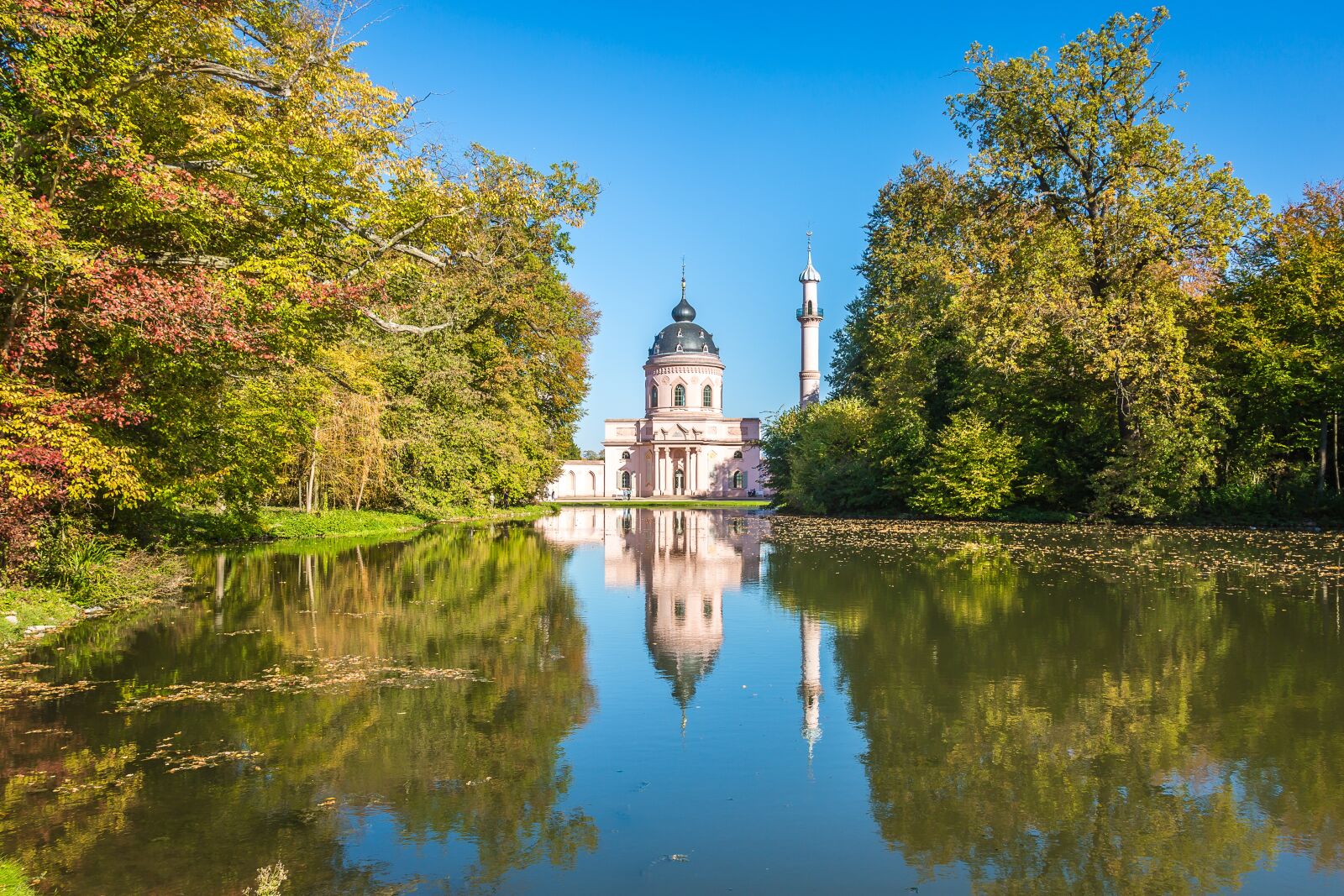 Canon EF 24-105mm F4L IS USM sample photo. Schwetzingen, mosque, red mosque photography
