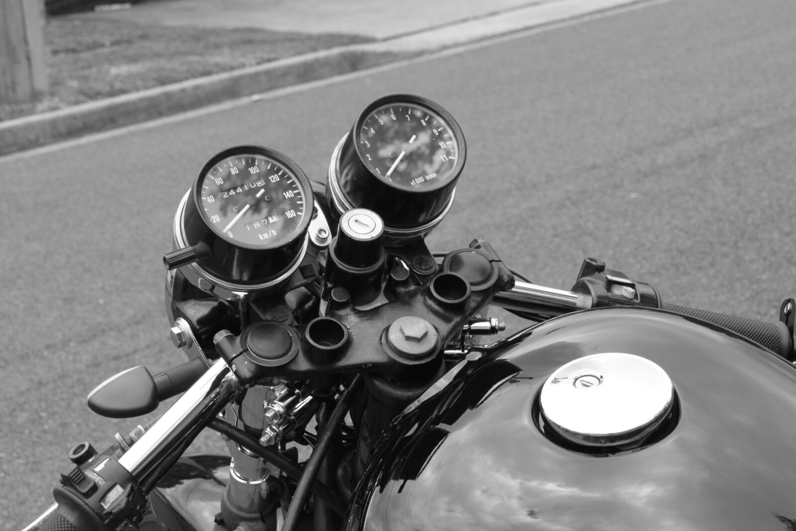 Canon EOS 500D (EOS Rebel T1i / EOS Kiss X3) sample photo. Motorbike, freedom, obsession photography