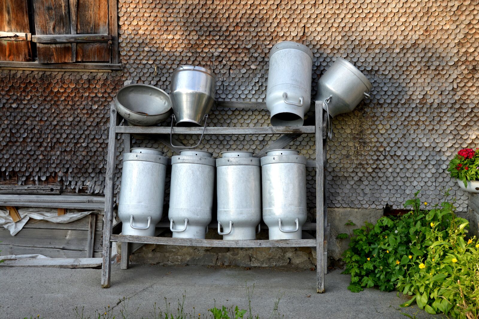 Nikon D3200 sample photo. Milk can, farmhouse, wall photography