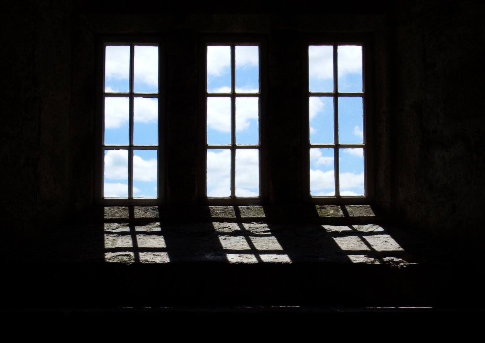 Fujifilm FinePix S1 sample photo. Window, light, clouds photography