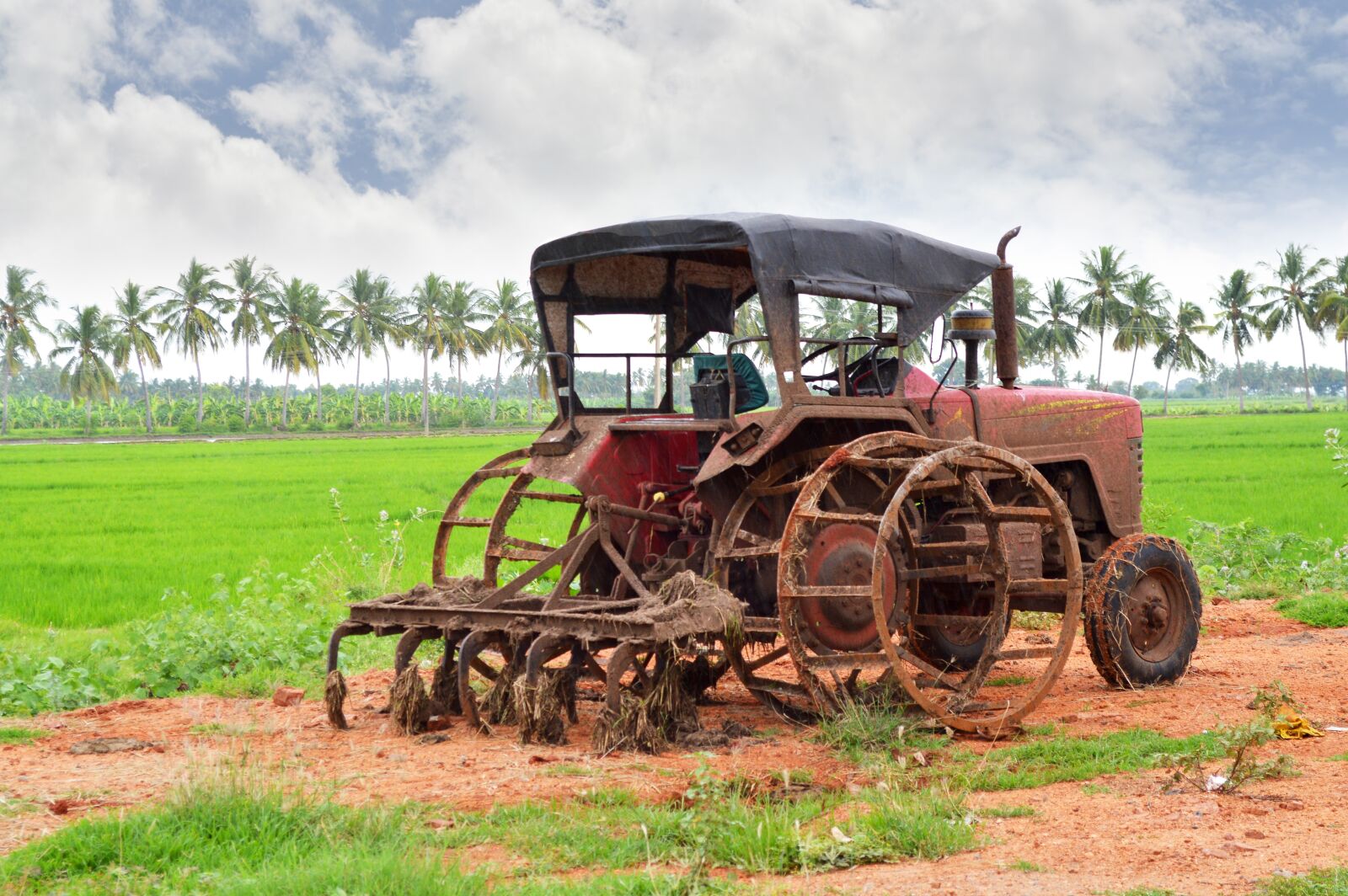 Nikon D3200 sample photo. Agriculture, tractor, farm photography