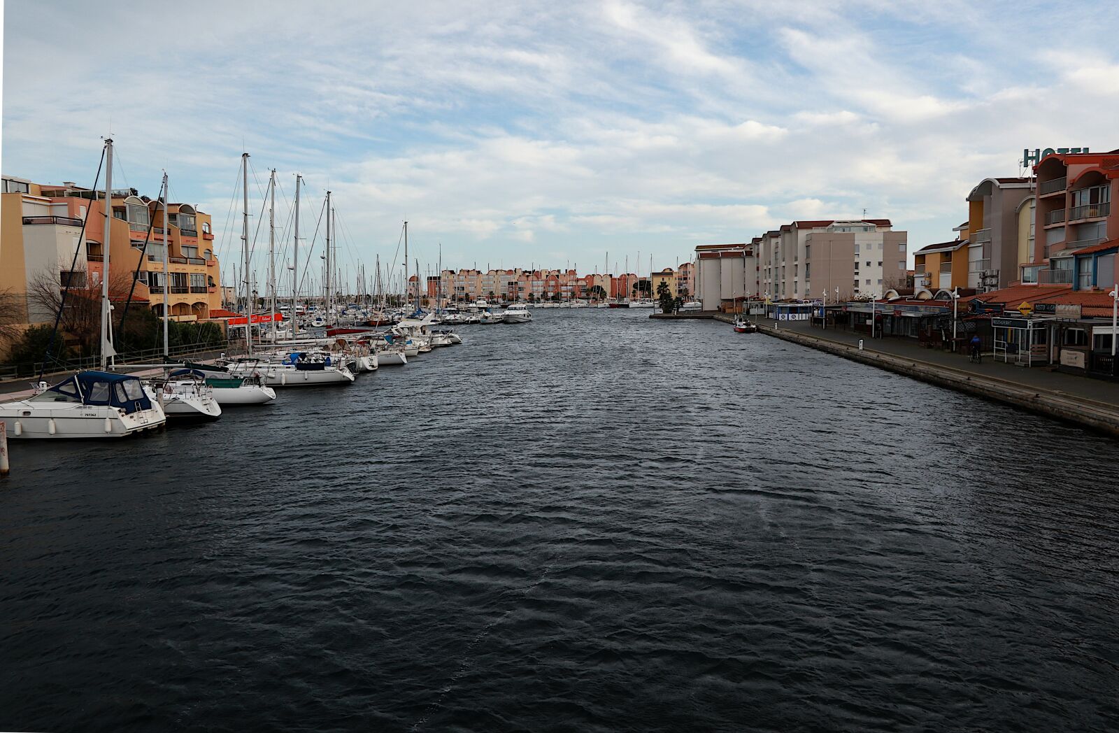 Canon PowerShot G1 X Mark III sample photo. Vacancy, port, boats photography