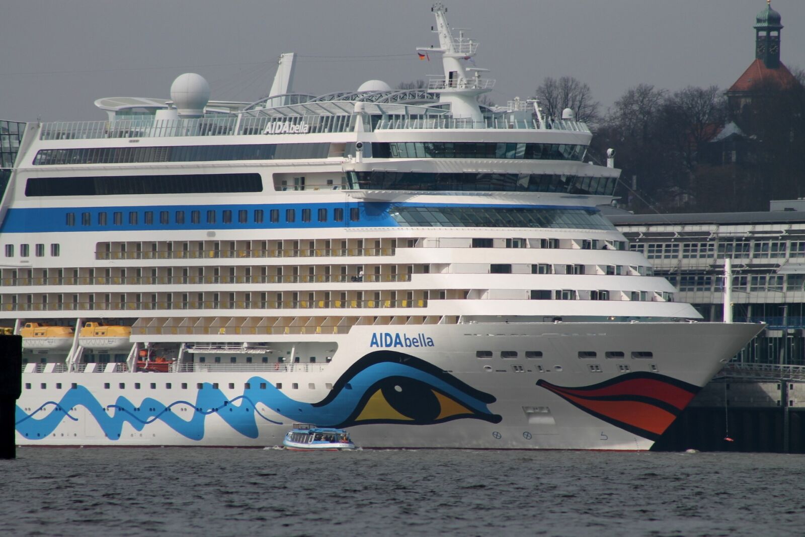 Canon EF75-300mm f/4-5.6 sample photo. Waters, cruise ship, cruise photography