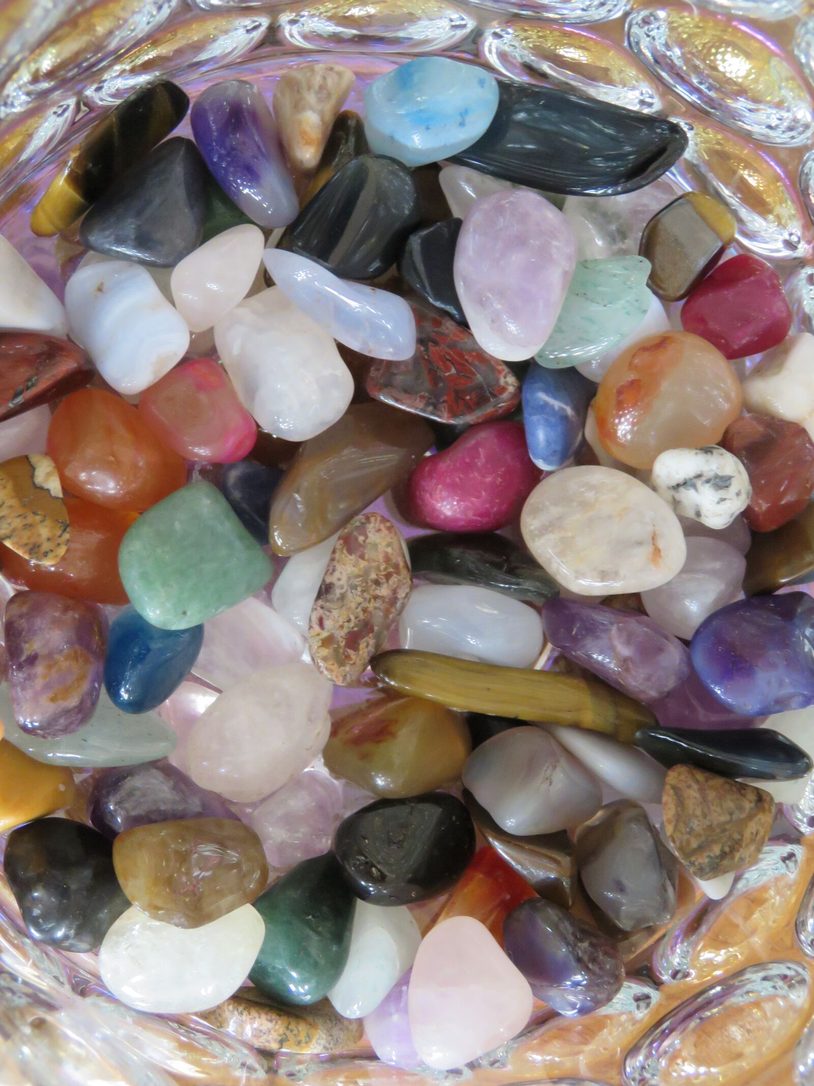 Canon PowerShot SX60 HS sample photo. Gemstones, glass, gemstone photography