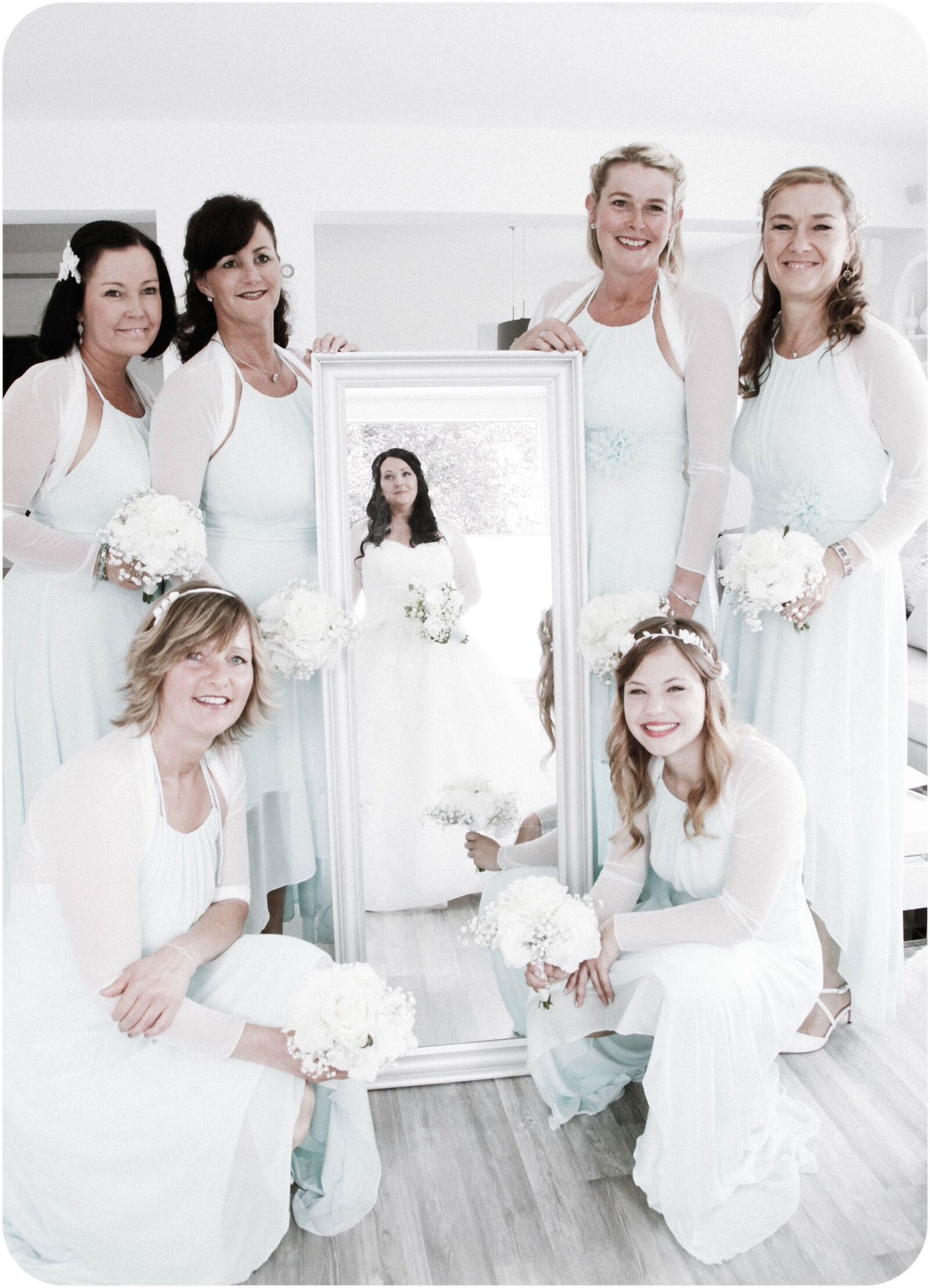 Canon EOS 5D Mark II sample photo. Wedding, bridesmaids photography
