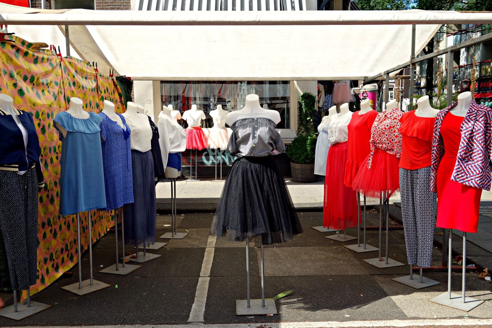 Sony Cyber-shot DSC-RX100 sample photo. Dress, women fashion, clothing photography
