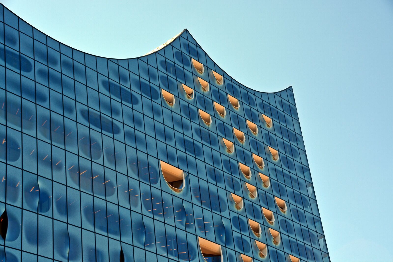 Nikon D5200 sample photo. Elbe philharmonic hall, architecture photography