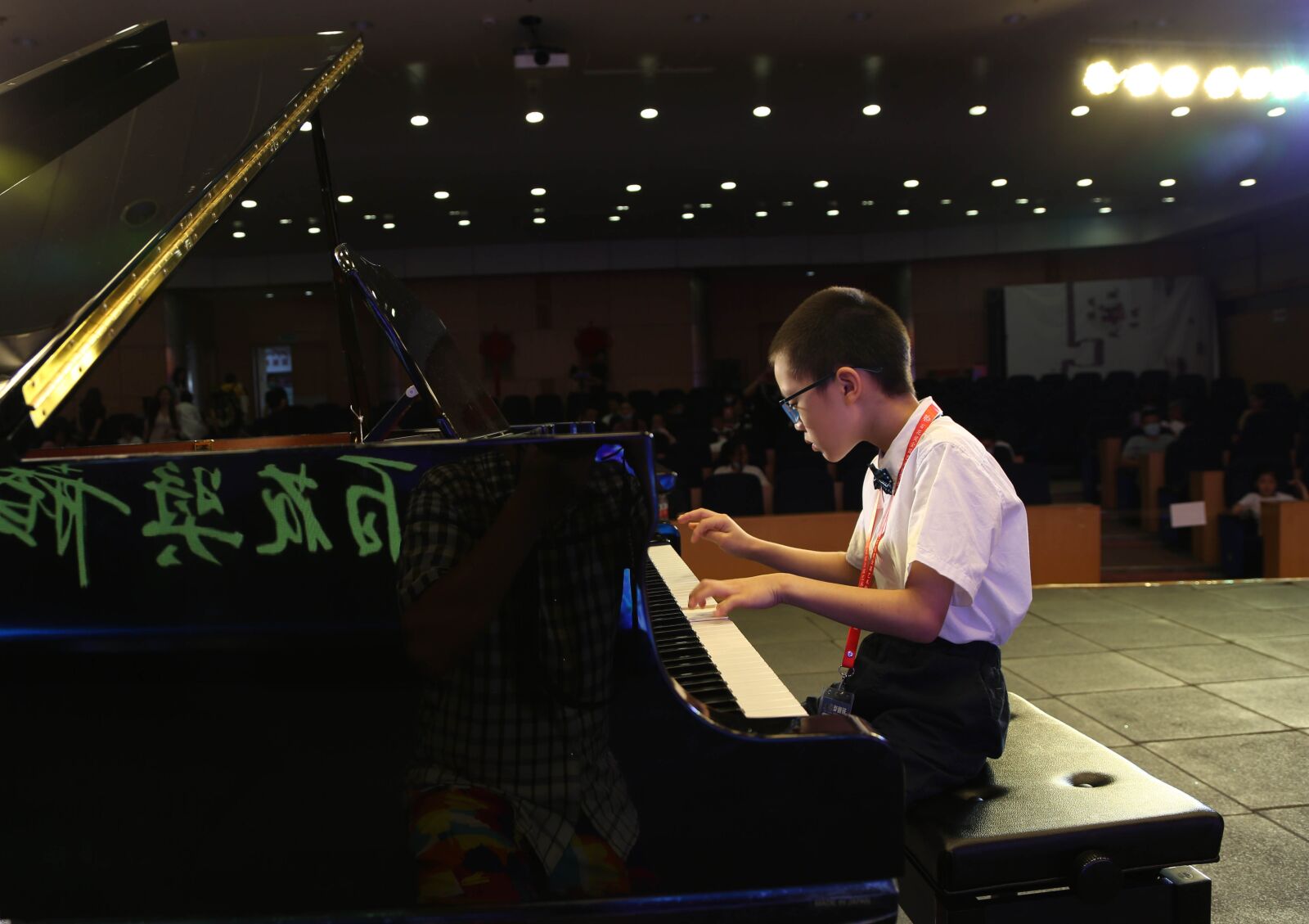 Canon EF 24-105mm F4L IS USM sample photo. Child playing piano, art photography