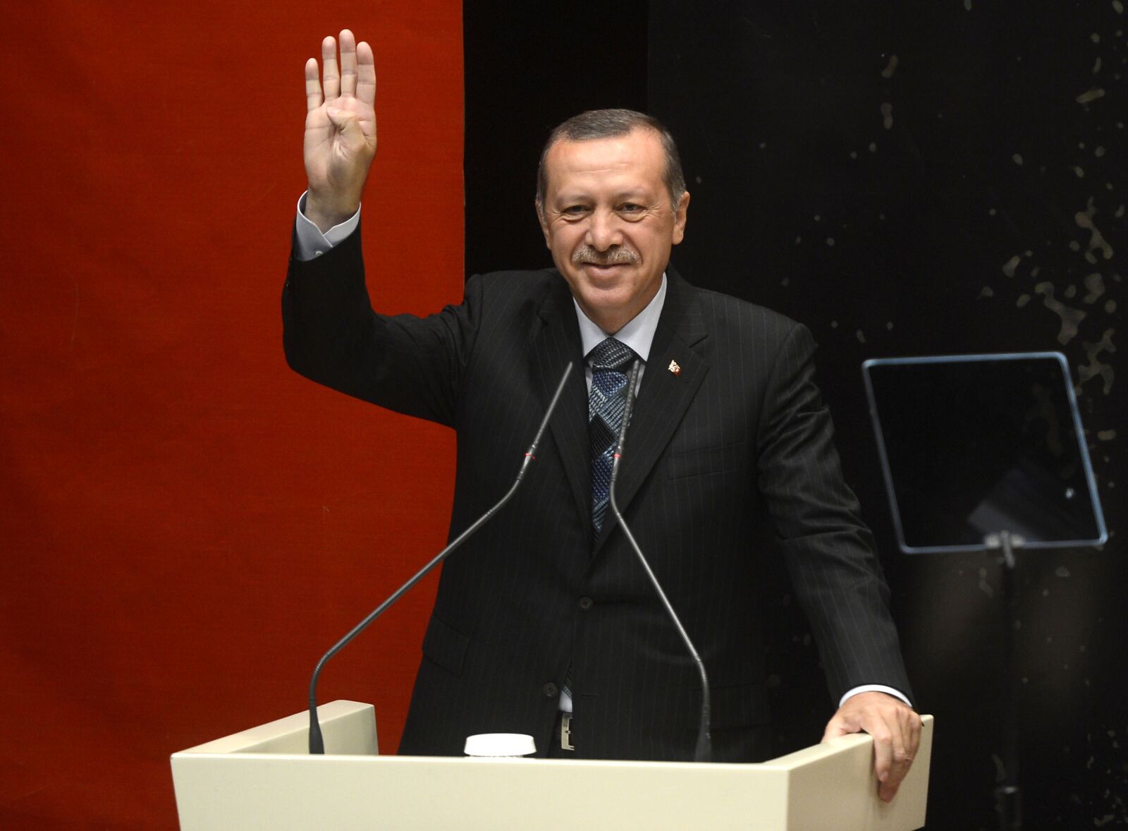 Nikon D4 sample photo. Erdogan, turkey, demokratie photography