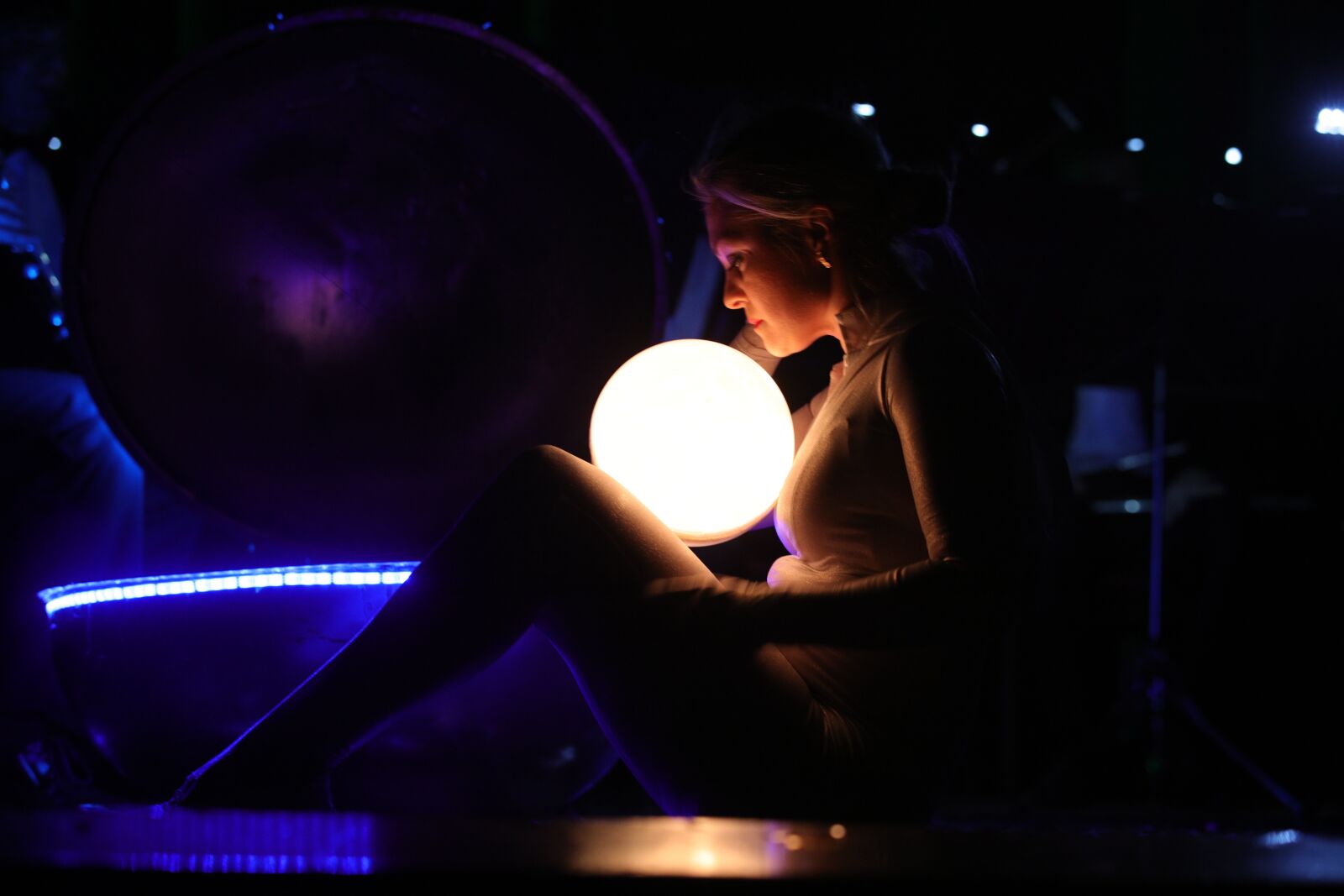Canon EOS 5DS sample photo. Music, address by, concert photography