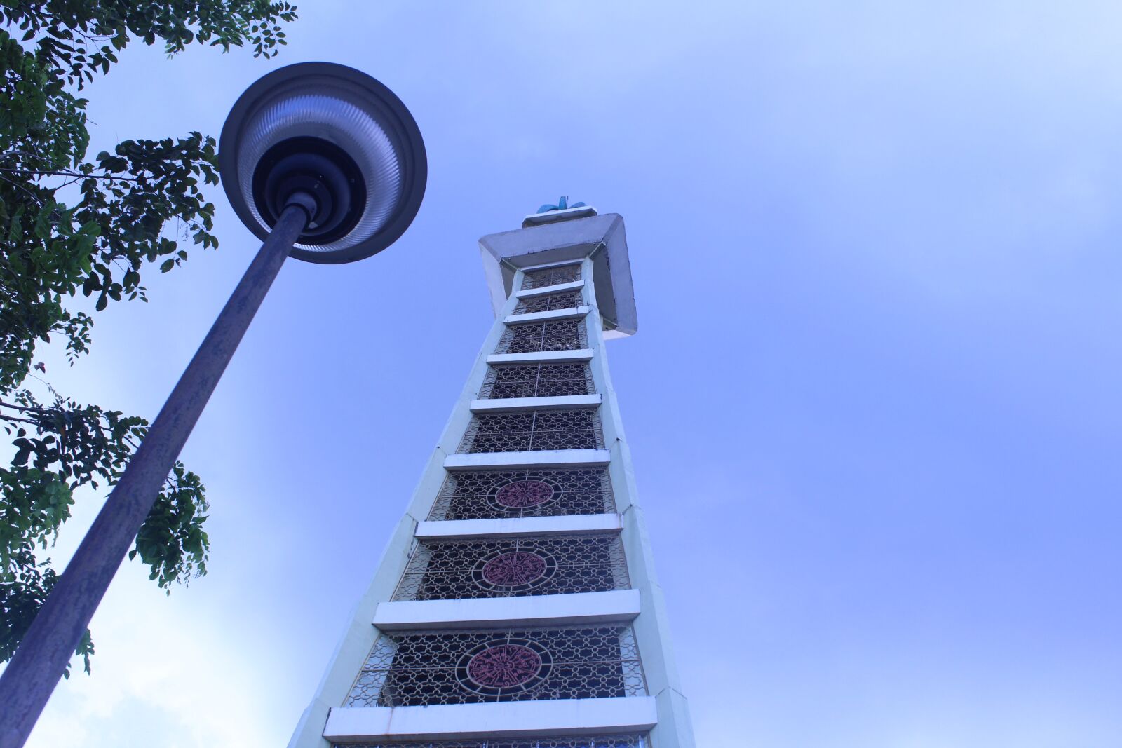 Canon EOS 1200D (EOS Rebel T5 / EOS Kiss X70 / EOS Hi) sample photo. Eid mubarak, tower, mosque photography