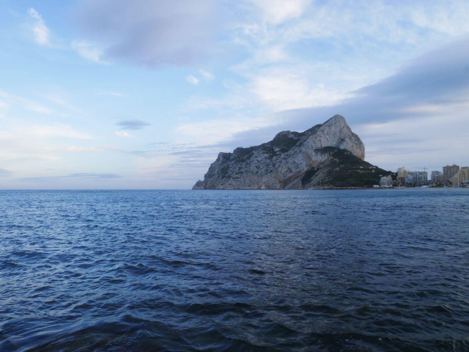 Panasonic Lumix DMC-GX85 (Lumix DMC-GX80 / Lumix DMC-GX7 Mark II) sample photo. Sea, coast, landscape photography