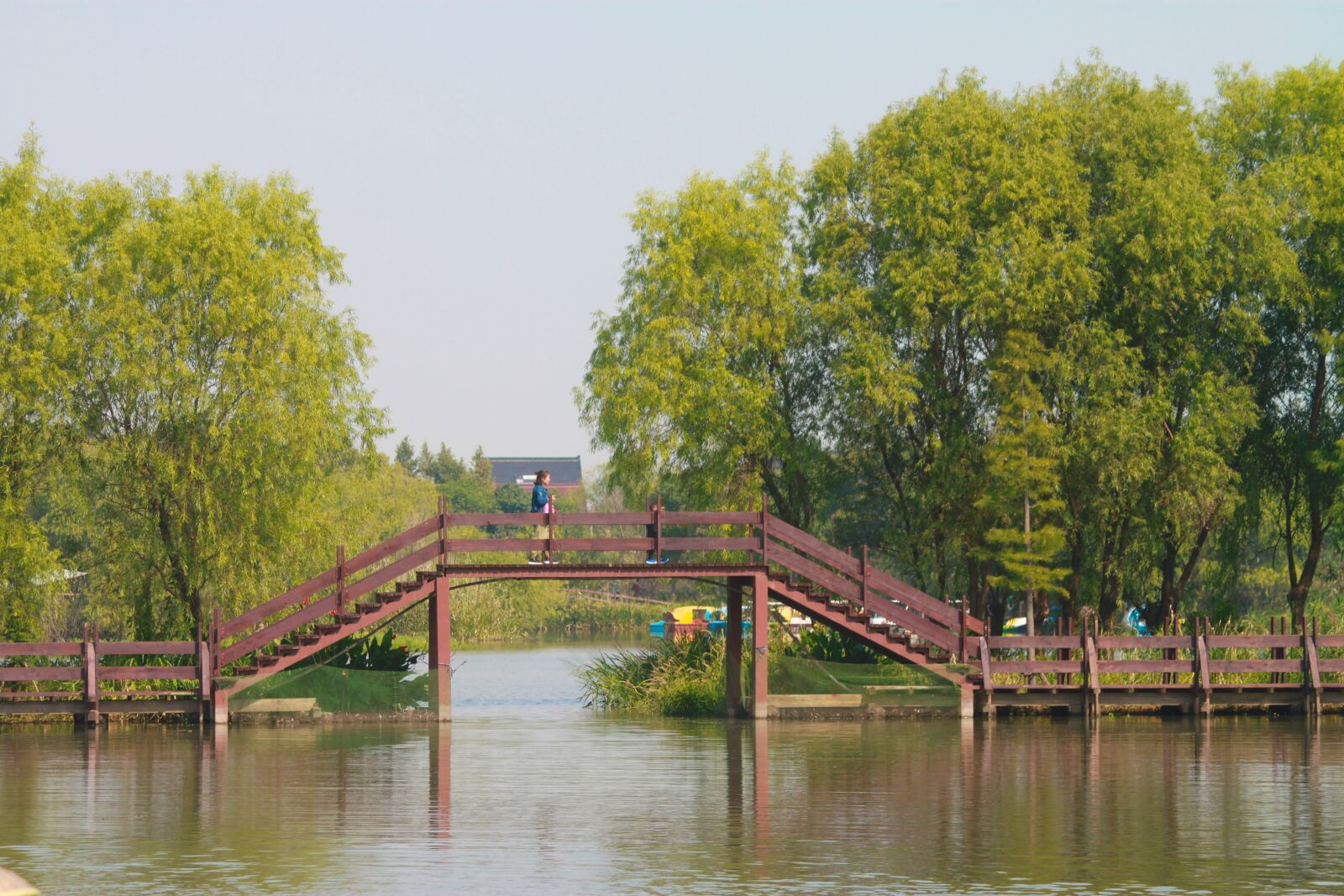 Canon EOS 500D (EOS Rebel T1i / EOS Kiss X3) sample photo. China, taihu lake, woodbridge photography