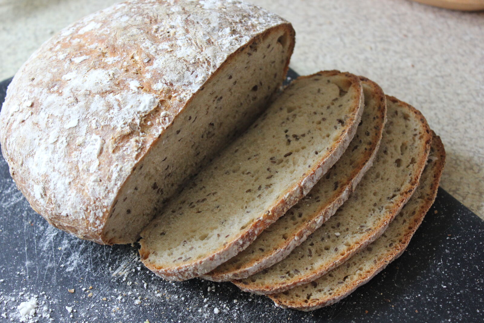 Canon EOS 550D (EOS Rebel T2i / EOS Kiss X4) sample photo. Bread, food, home photography