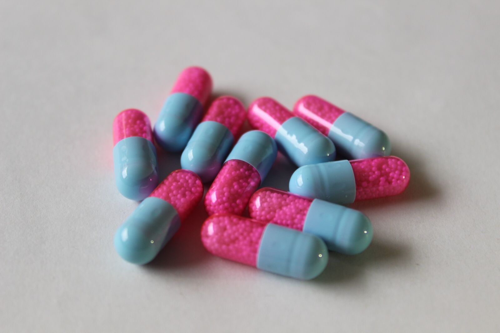 Canon EOS 600D (Rebel EOS T3i / EOS Kiss X5) sample photo. Medicine, pills, bless you photography