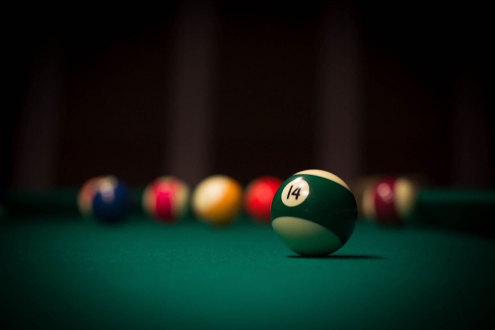 Canon EOS 600D (Rebel EOS T3i / EOS Kiss X5) sample photo. Ball, cue, pool table photography