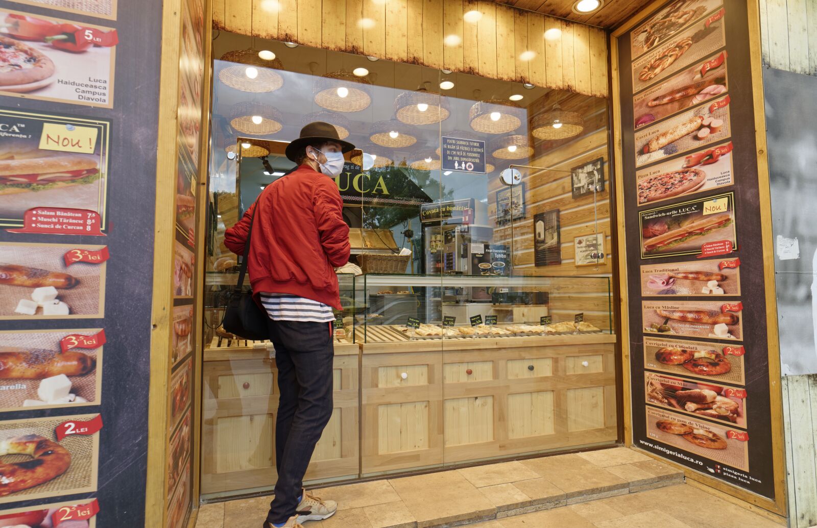 Nikon D5300 sample photo. The pizza place, street photography