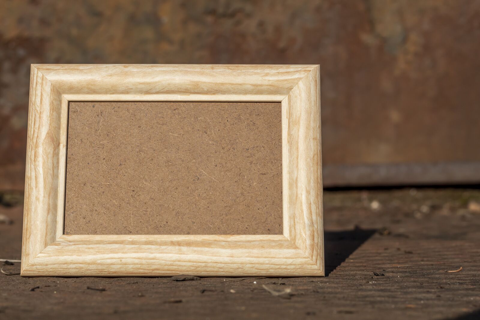 Canon EF 50mm F1.8 STM sample photo. Frame, wood, empty photography