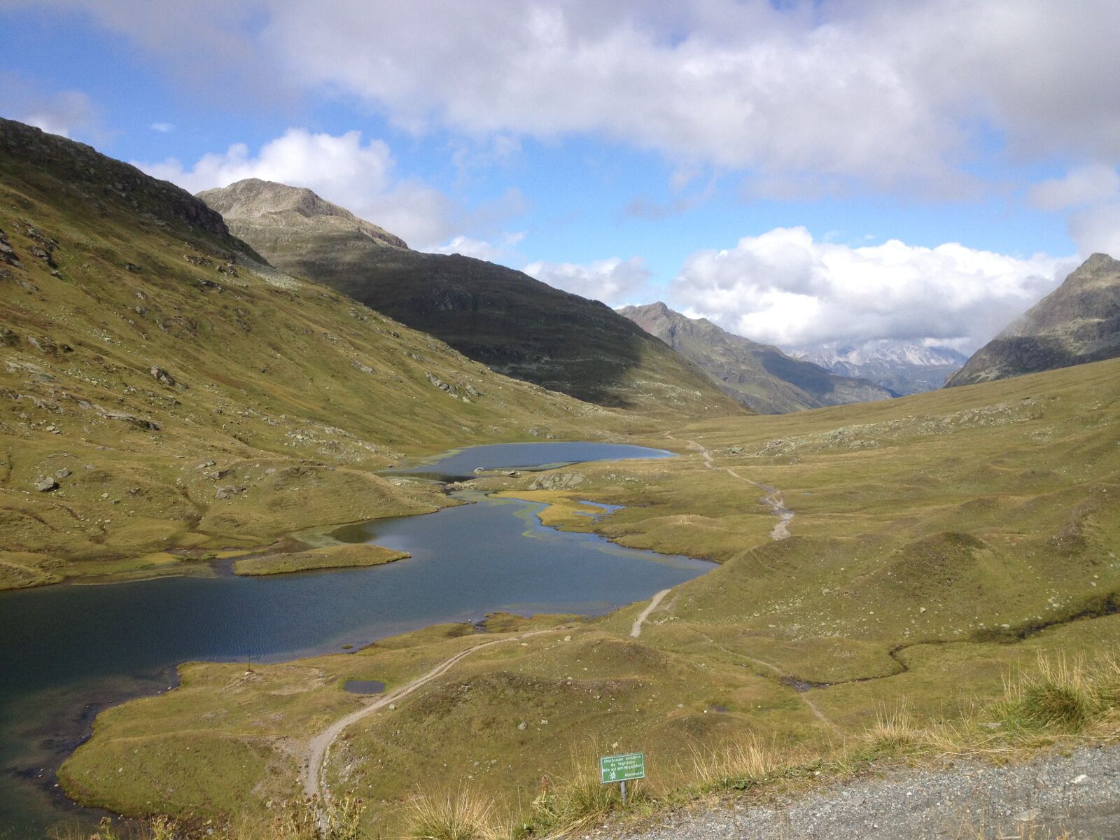 Apple iPhone 4S sample photo. Mountains, sky, landscape photography