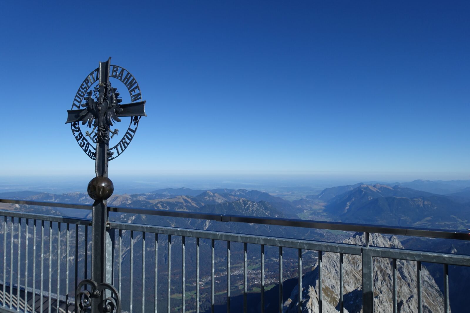 Sony Cyber-shot DSC-RX100 III sample photo. Zugspitze, cross, alpine photography