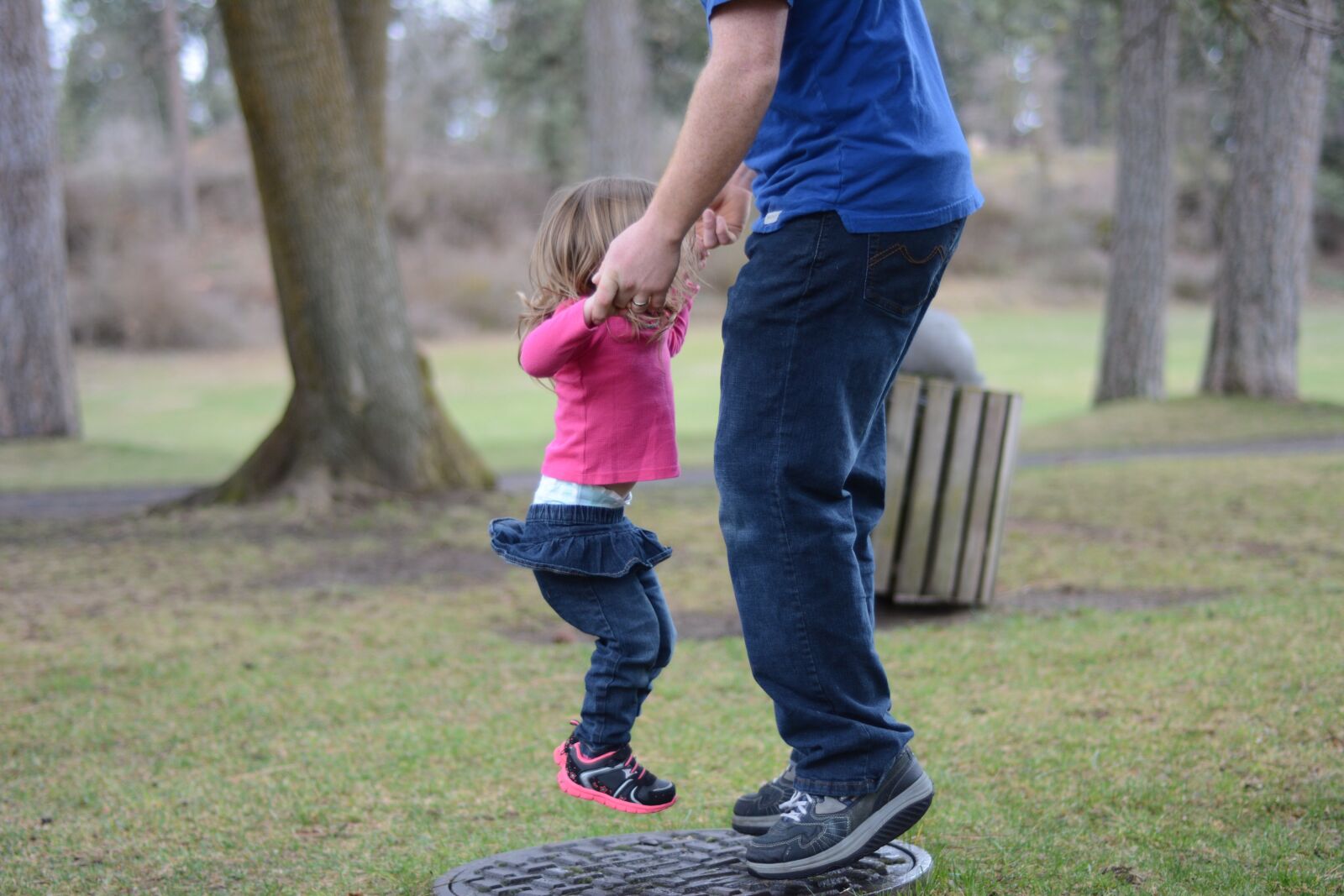 Nikon D7100 sample photo. Jump, father daughter, father photography