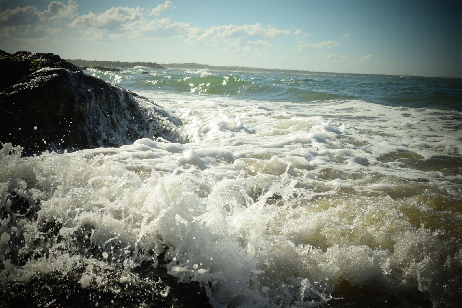 Nikon D3300 sample photo. Waves, waves, breaking photography