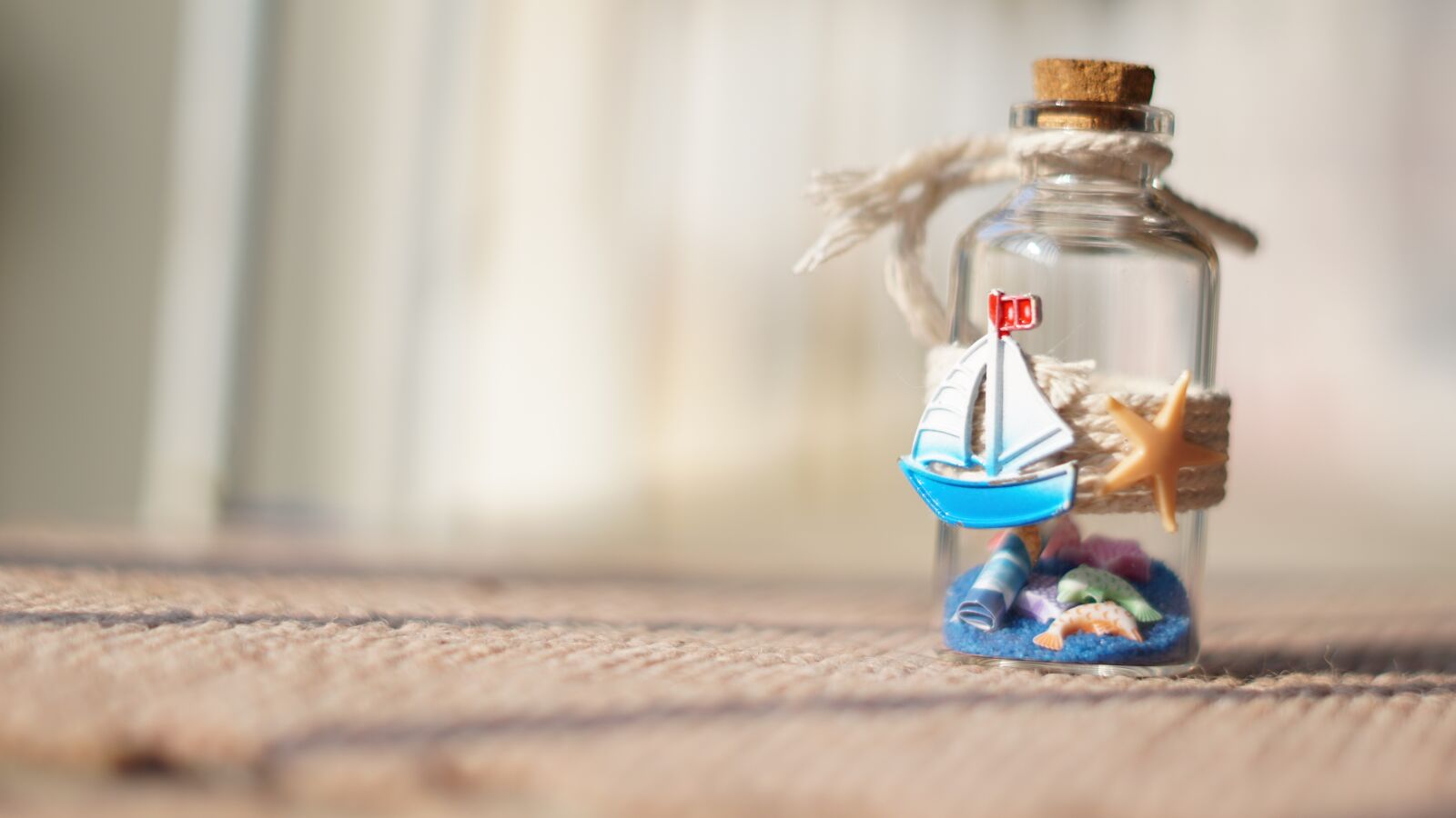 Sony FE 50mm F1.8 sample photo. Gift, bottle, wish photography