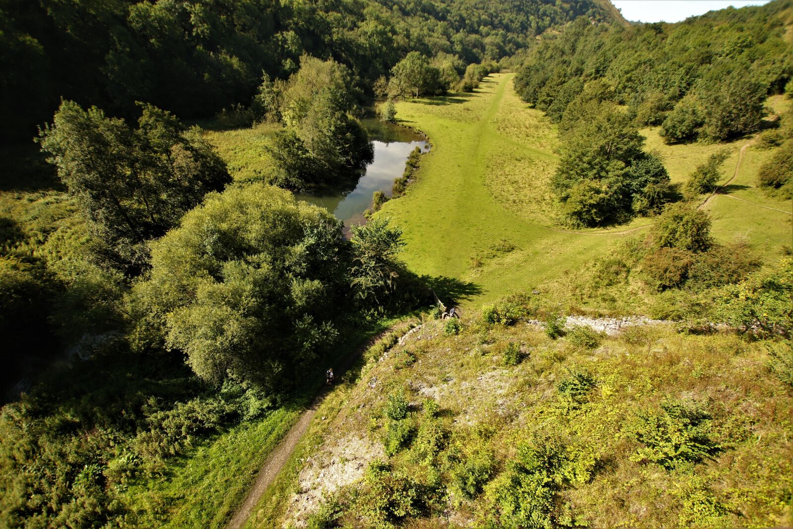 Canon EOS 7D Mark II sample photo. Landscape, hills, hiking photography