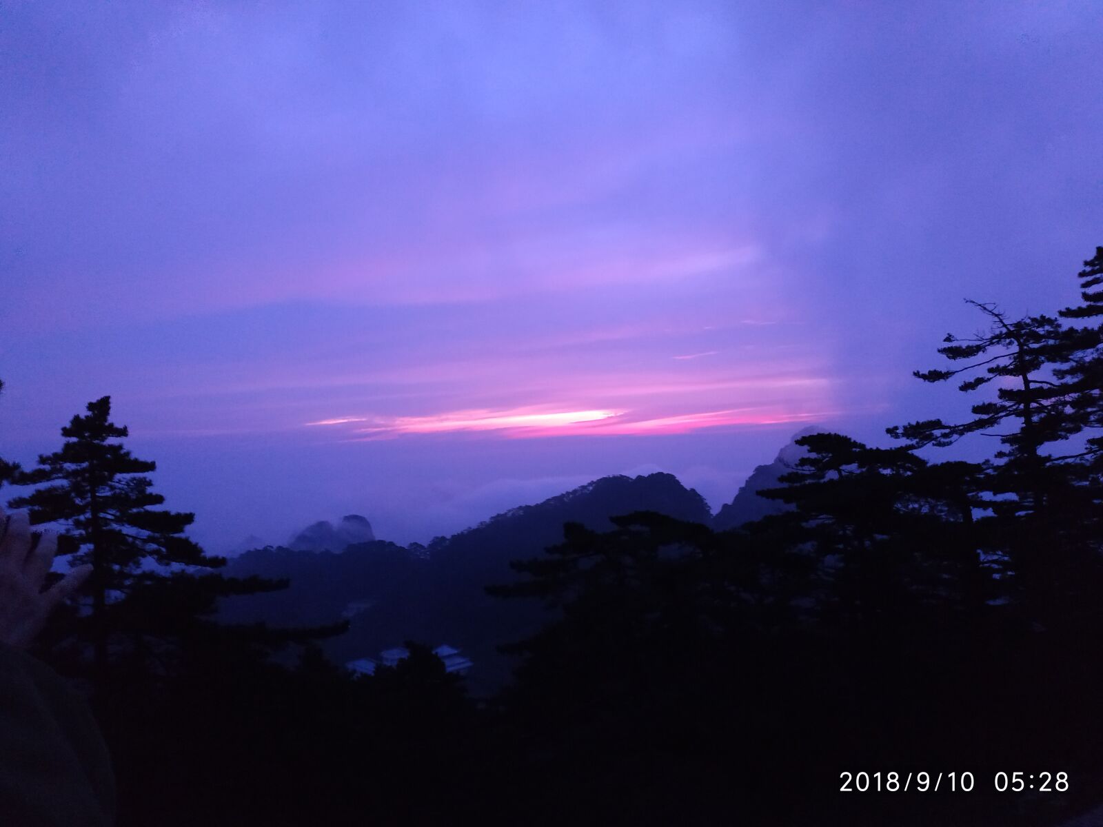 Xiaomi Redmi Note 5 sample photo. Huangshan, sunrise, photo photography