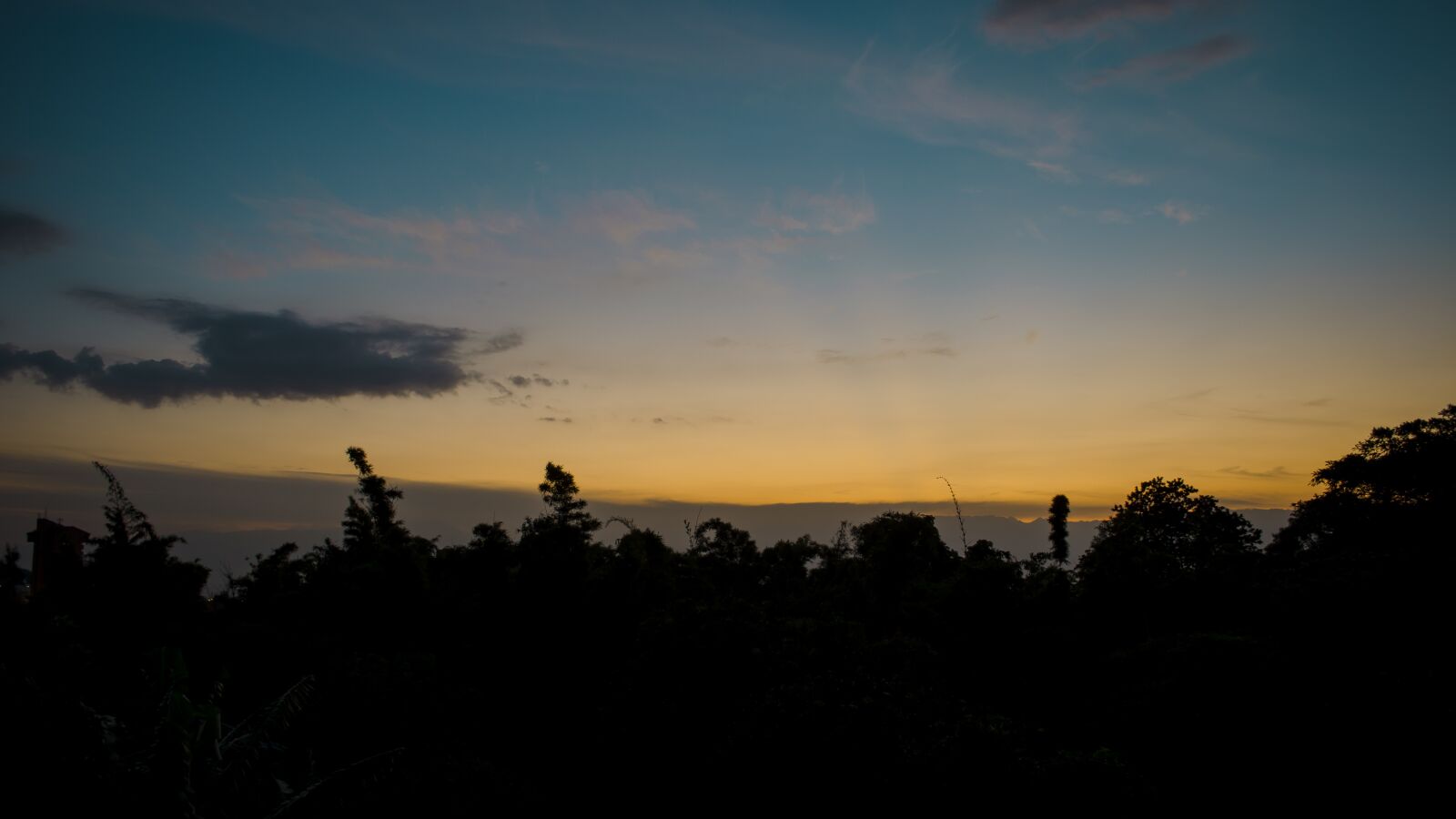Nikon D5100 sample photo. Font style puesta de photography