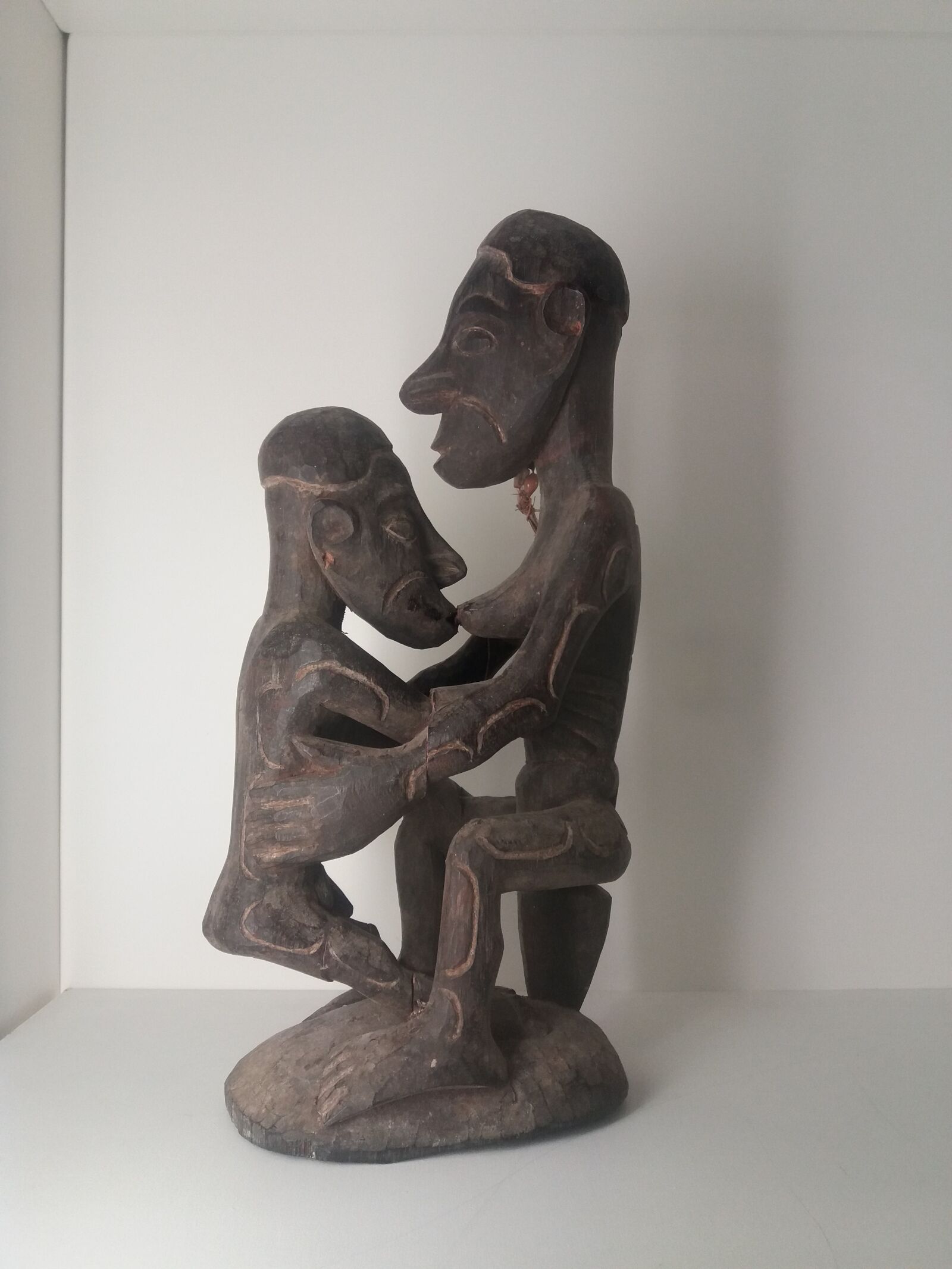 Samsung SM-J500FN sample photo. Rare, statue, baby photography