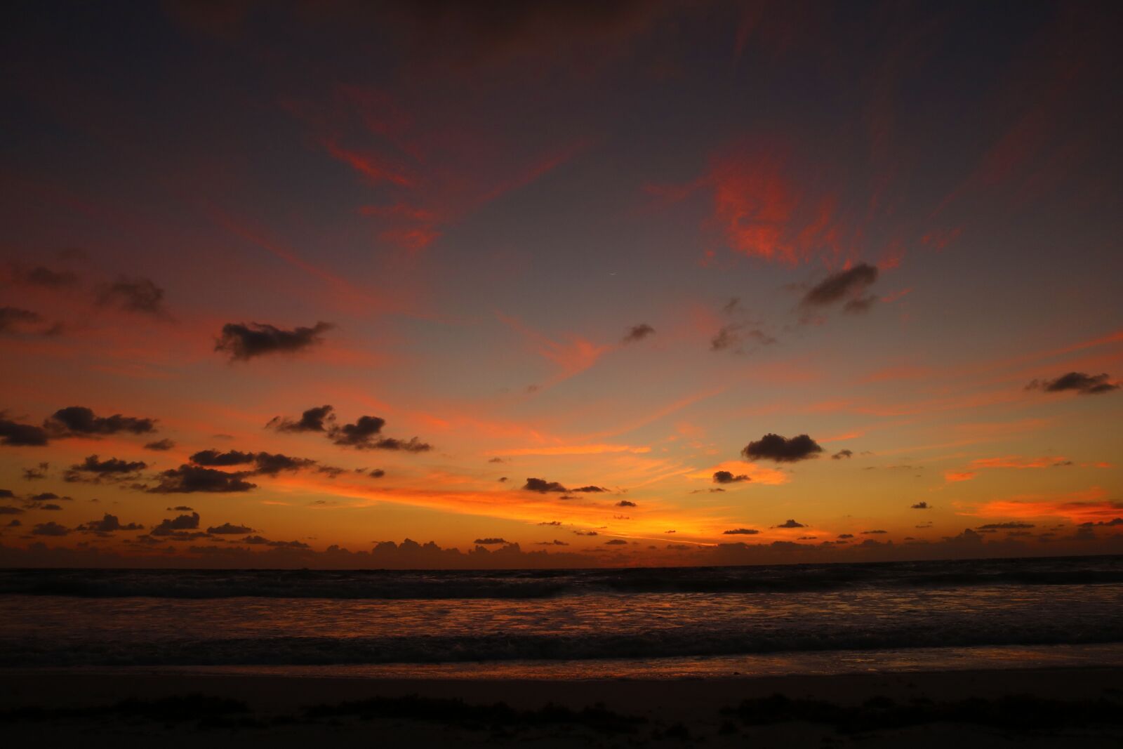 Canon EOS 750D (EOS Rebel T6i / EOS Kiss X8i) sample photo. Saint agustine beach, beach photography