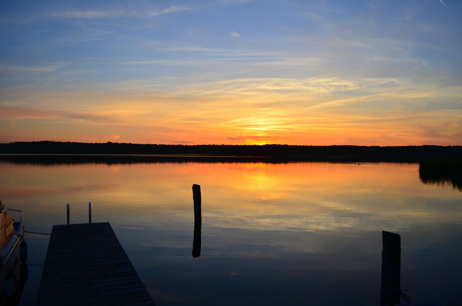 Nikon D5100 sample photo. Lake, twilight, water photography