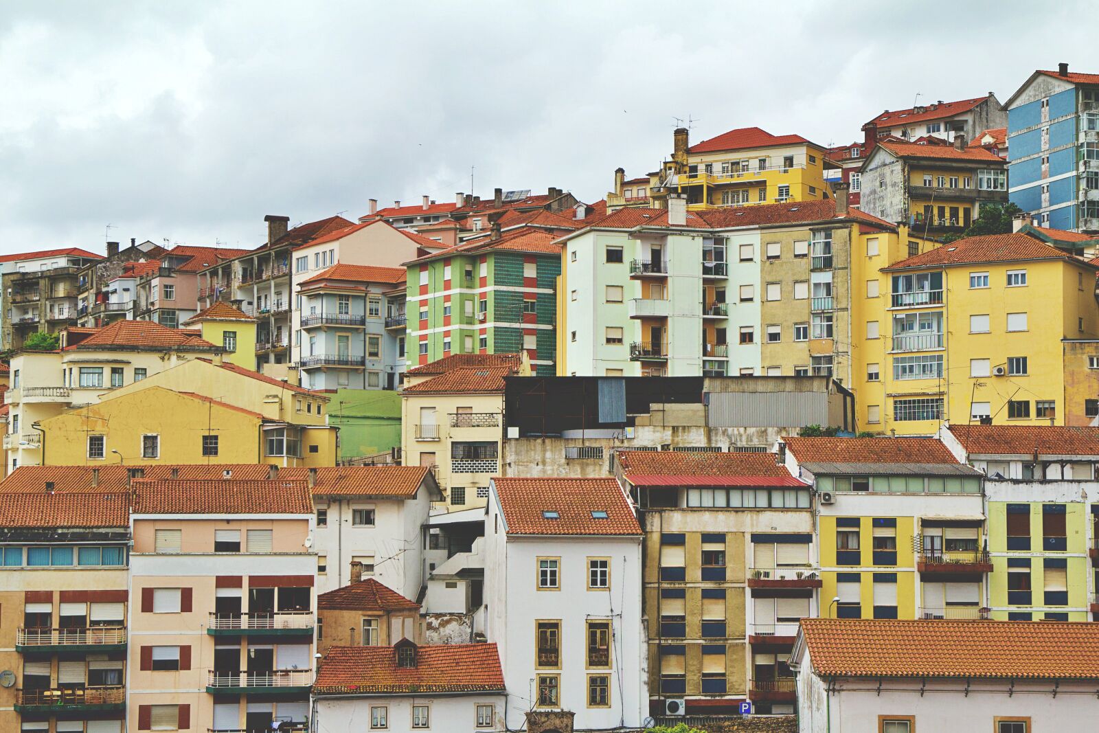 Canon EOS 600D (Rebel EOS T3i / EOS Kiss X5) sample photo. Portugal, coimbra, architecture photography