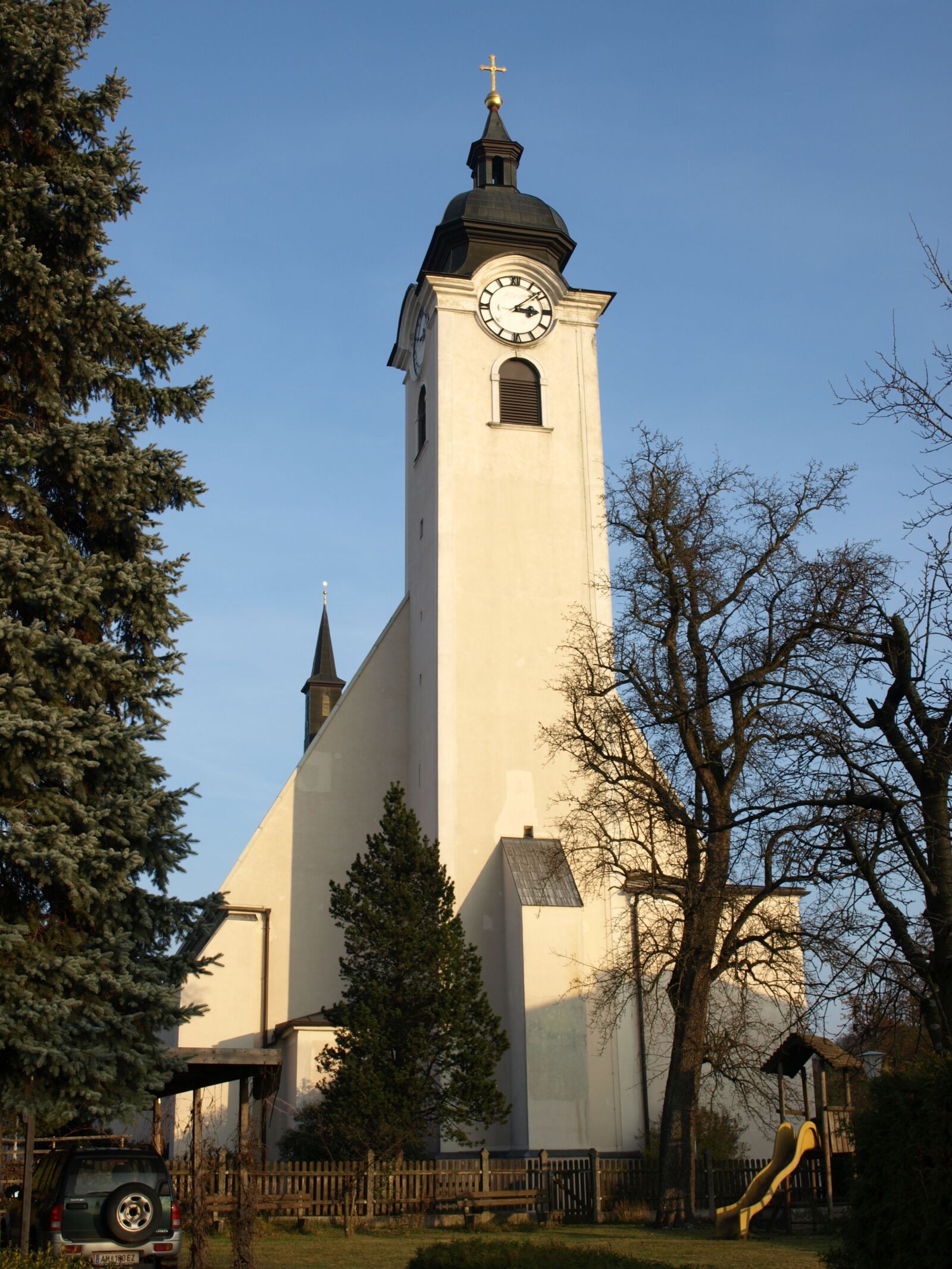 Olympus E-510 (EVOLT E-510) sample photo. Church, pfarrkirche, neuhofen photography