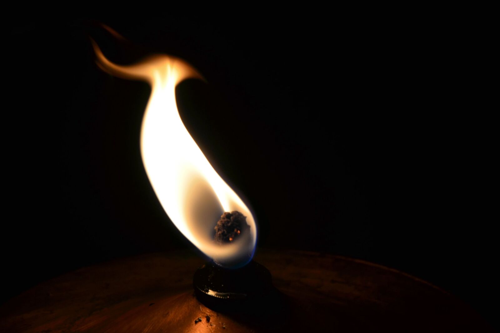 Nikon D5100 sample photo. Oil lamp, flame, lamp photography